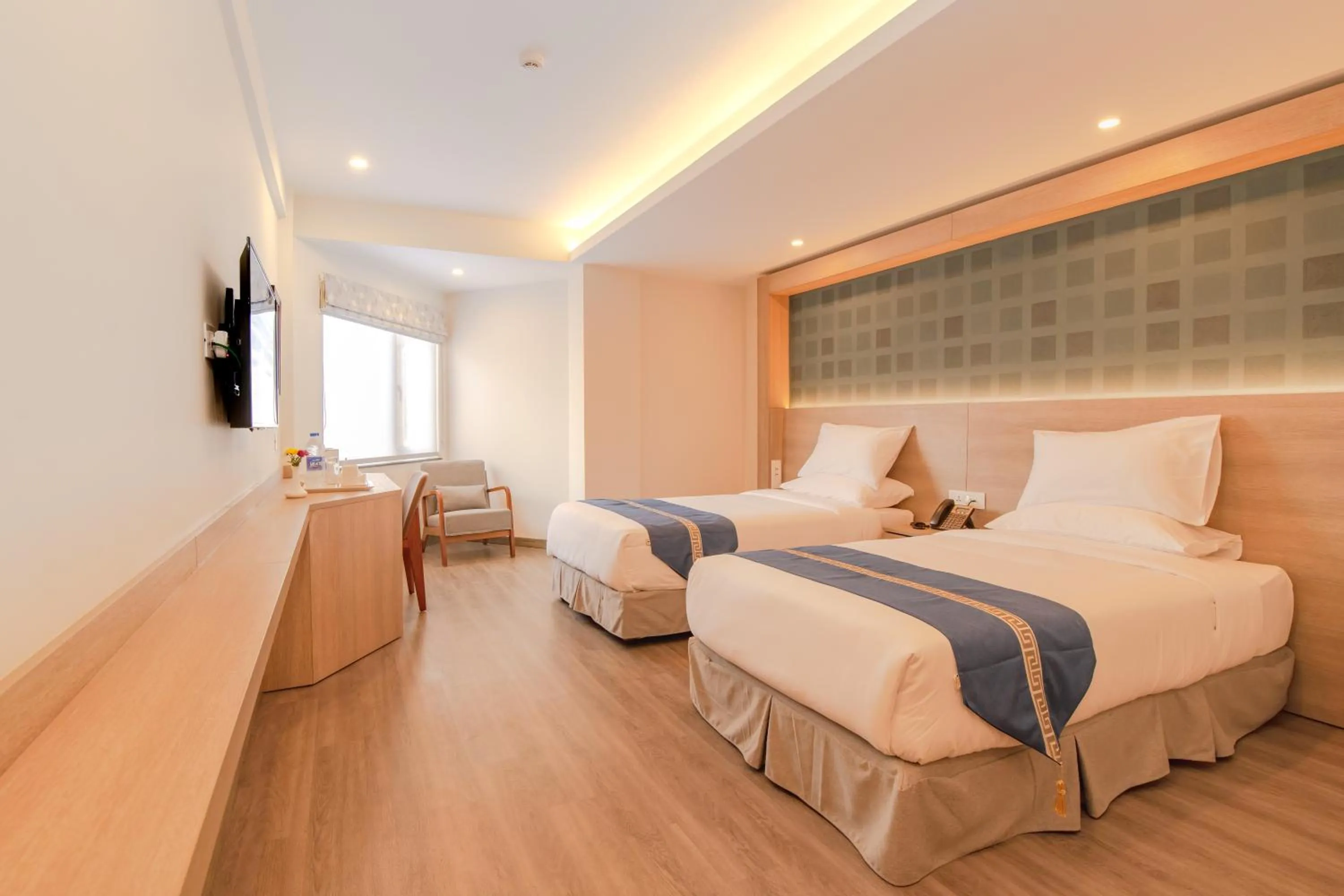 Deluxe Twin Room - single occupancy in Mila Hotel