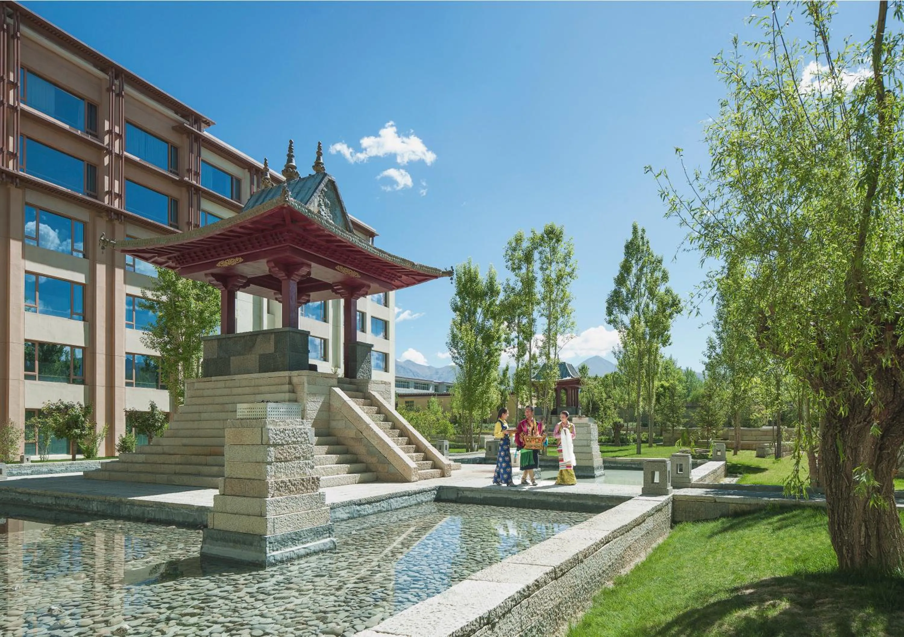 Deluxe Twin Room in Shangri-La Lhasa