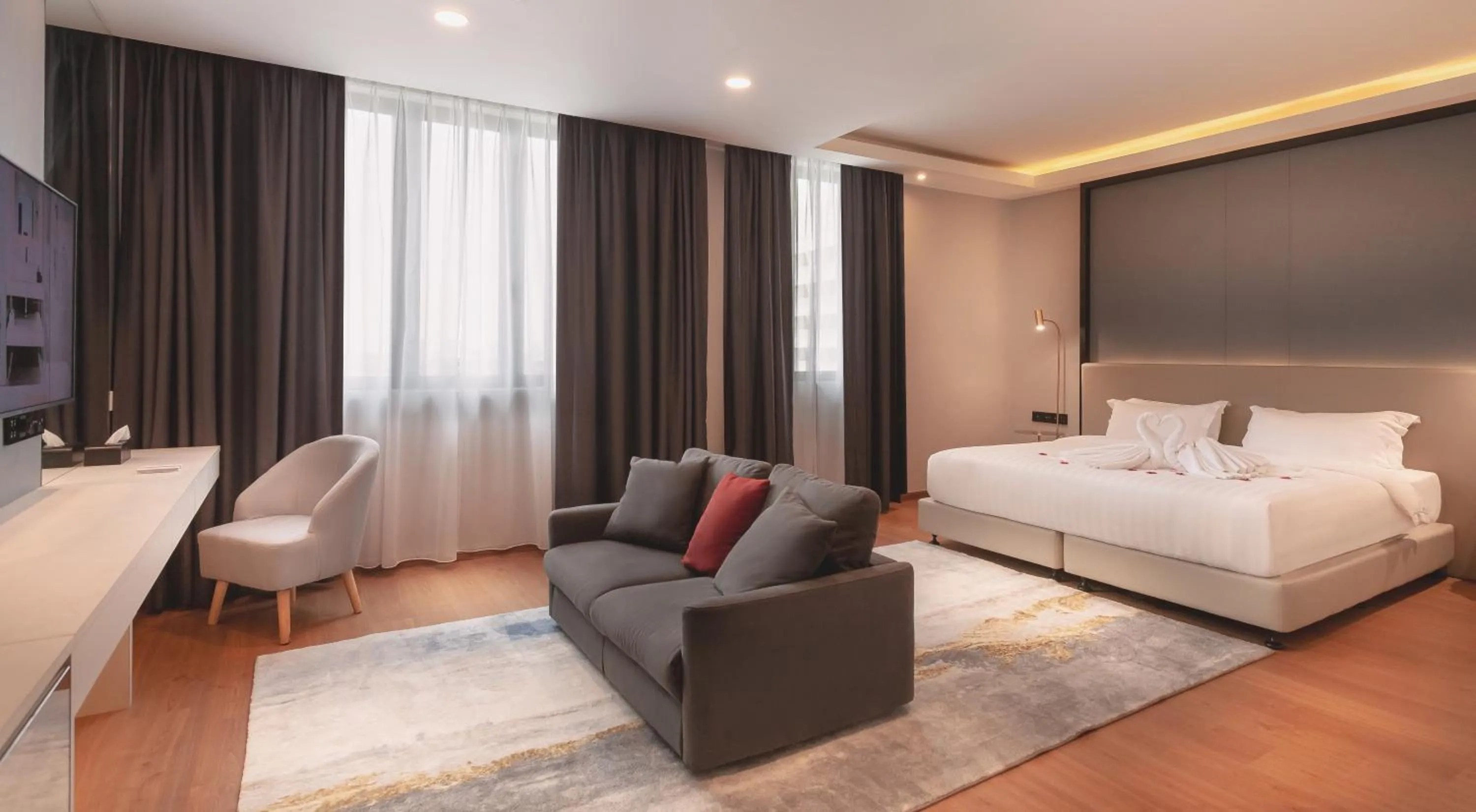 Fullest Suite in FUHOTEL