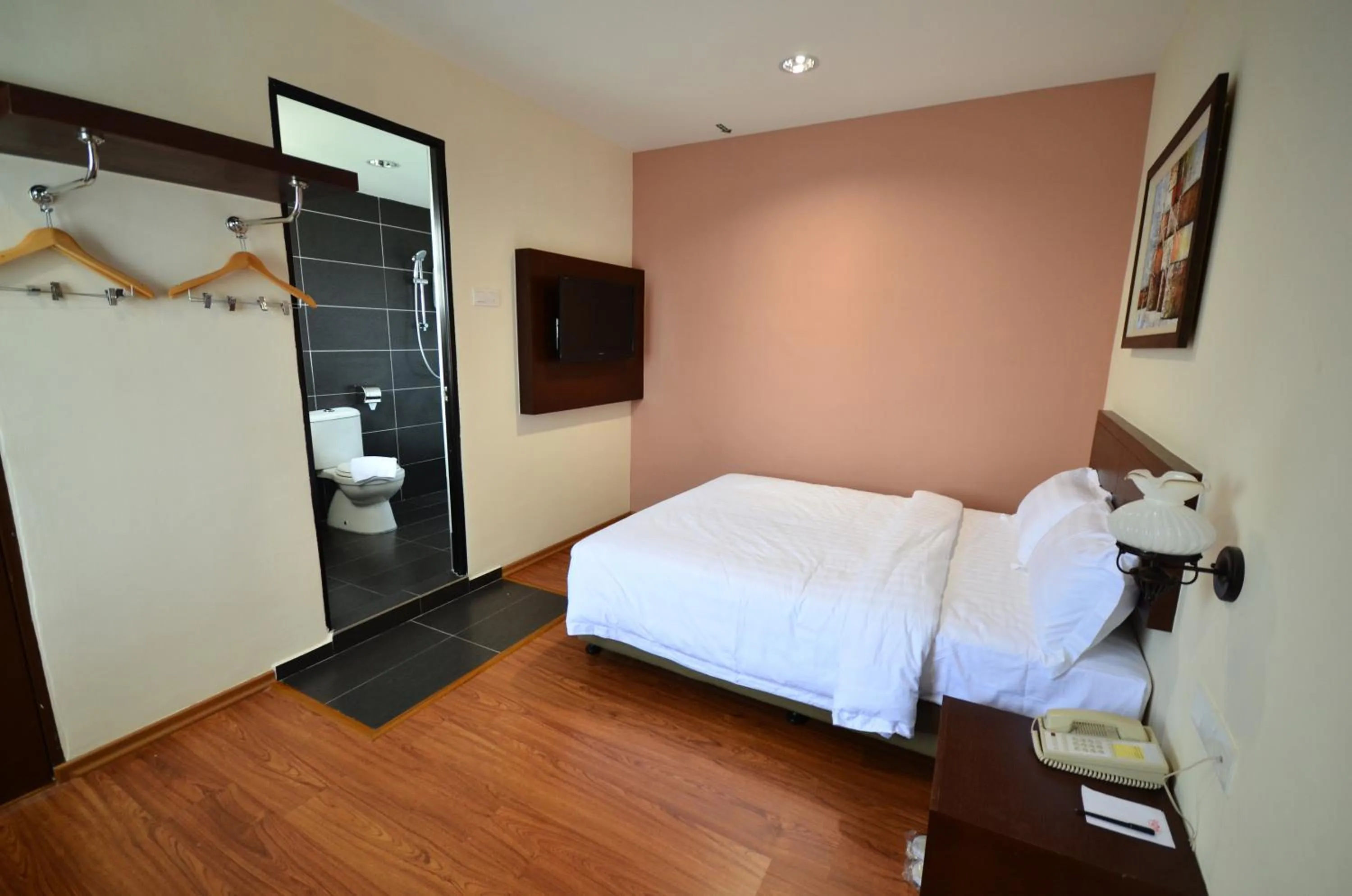 Deluxe Double Room in 906 Riverside Hotel Malacca