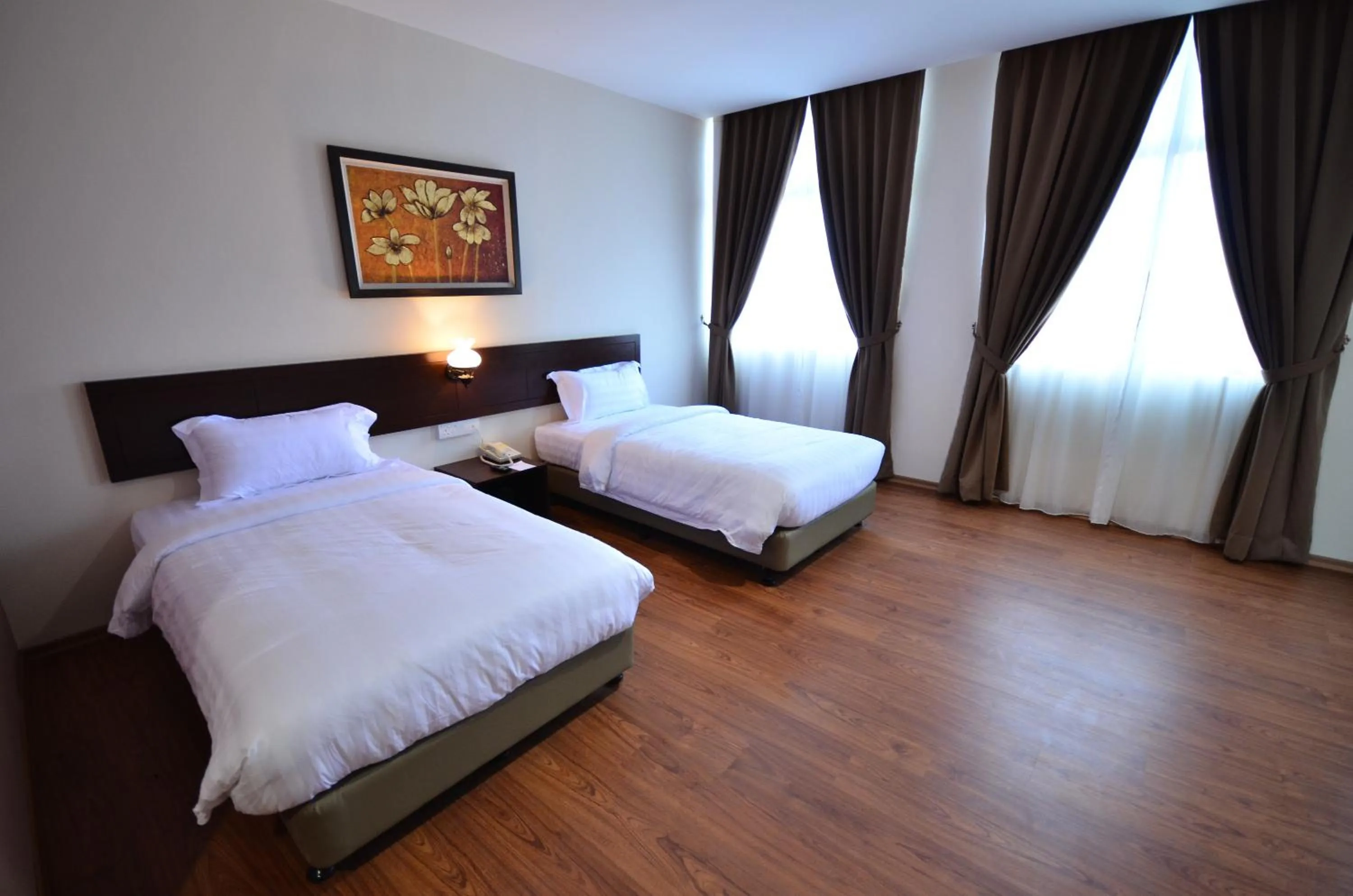 Deluxe Twin Room in 906 Riverside Hotel Malacca