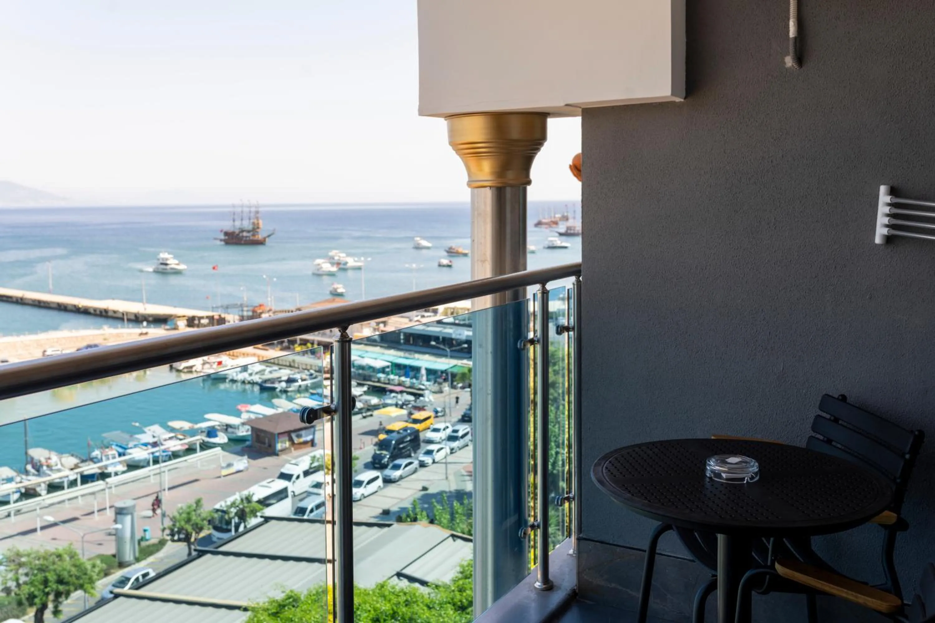 Junior Suite - single occupancy - Room with Jacuzzi Sea View in Numa Port Hotel