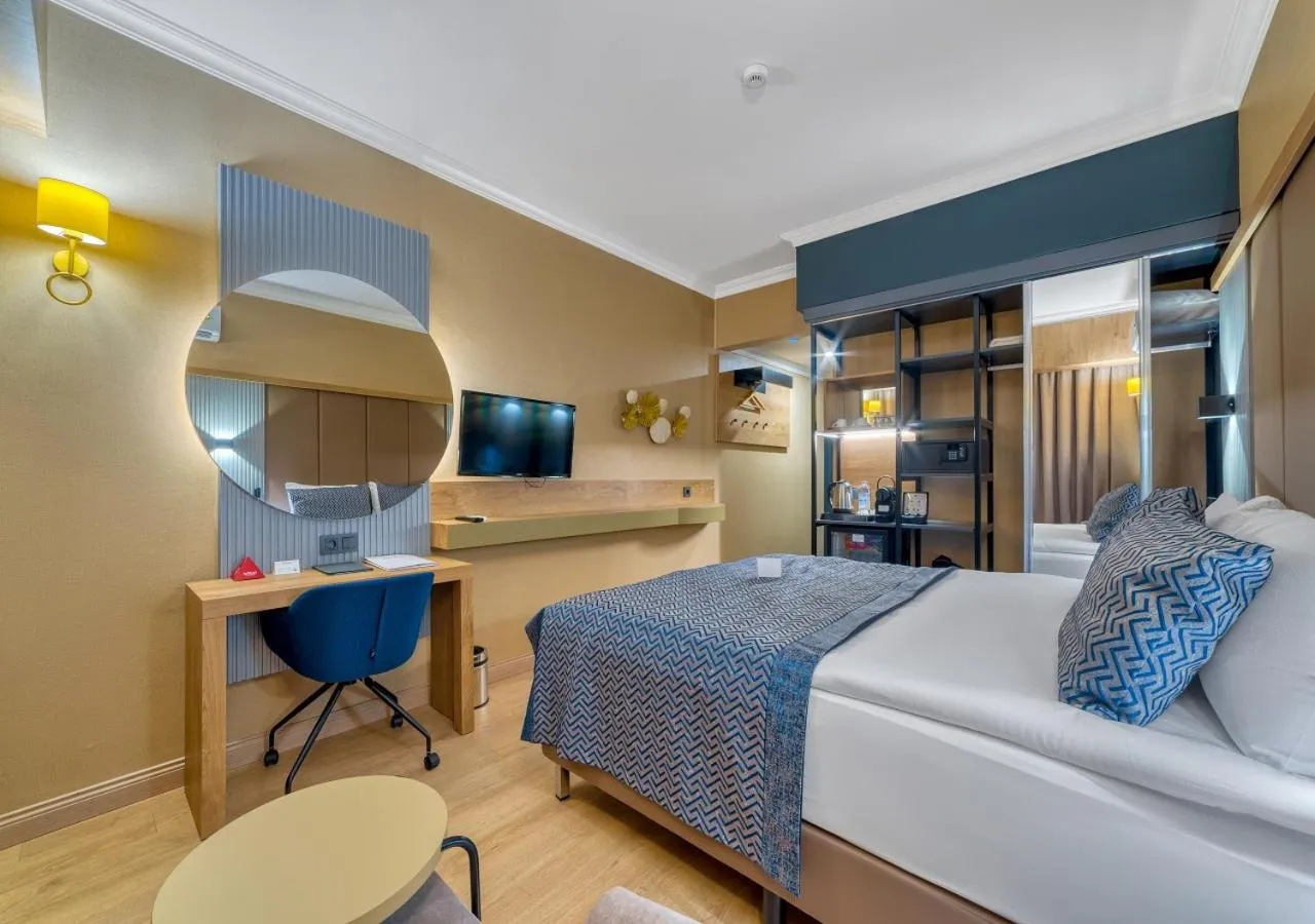 Standard Room Land View - single occupancy in Numa Port Hotel