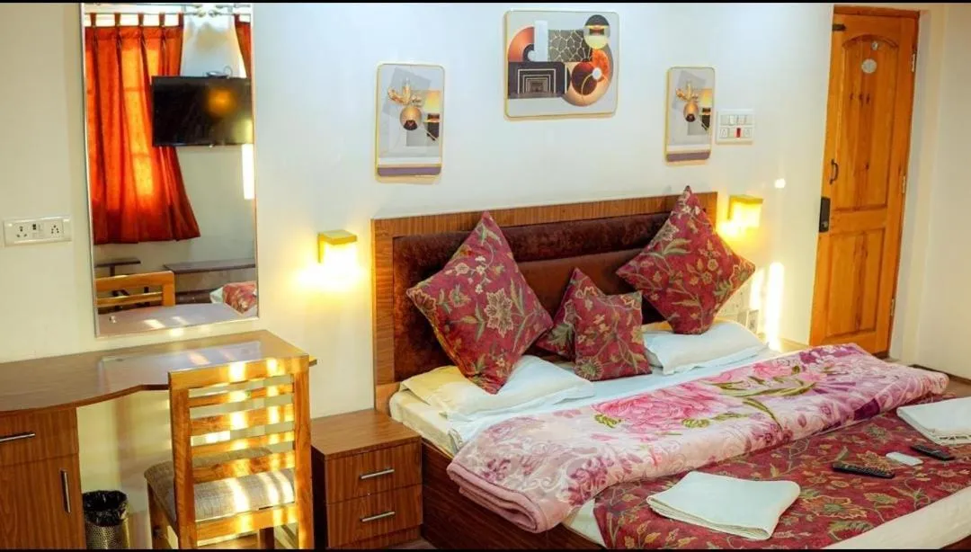 Deluxe Double Room in Hotel Sultan Residency