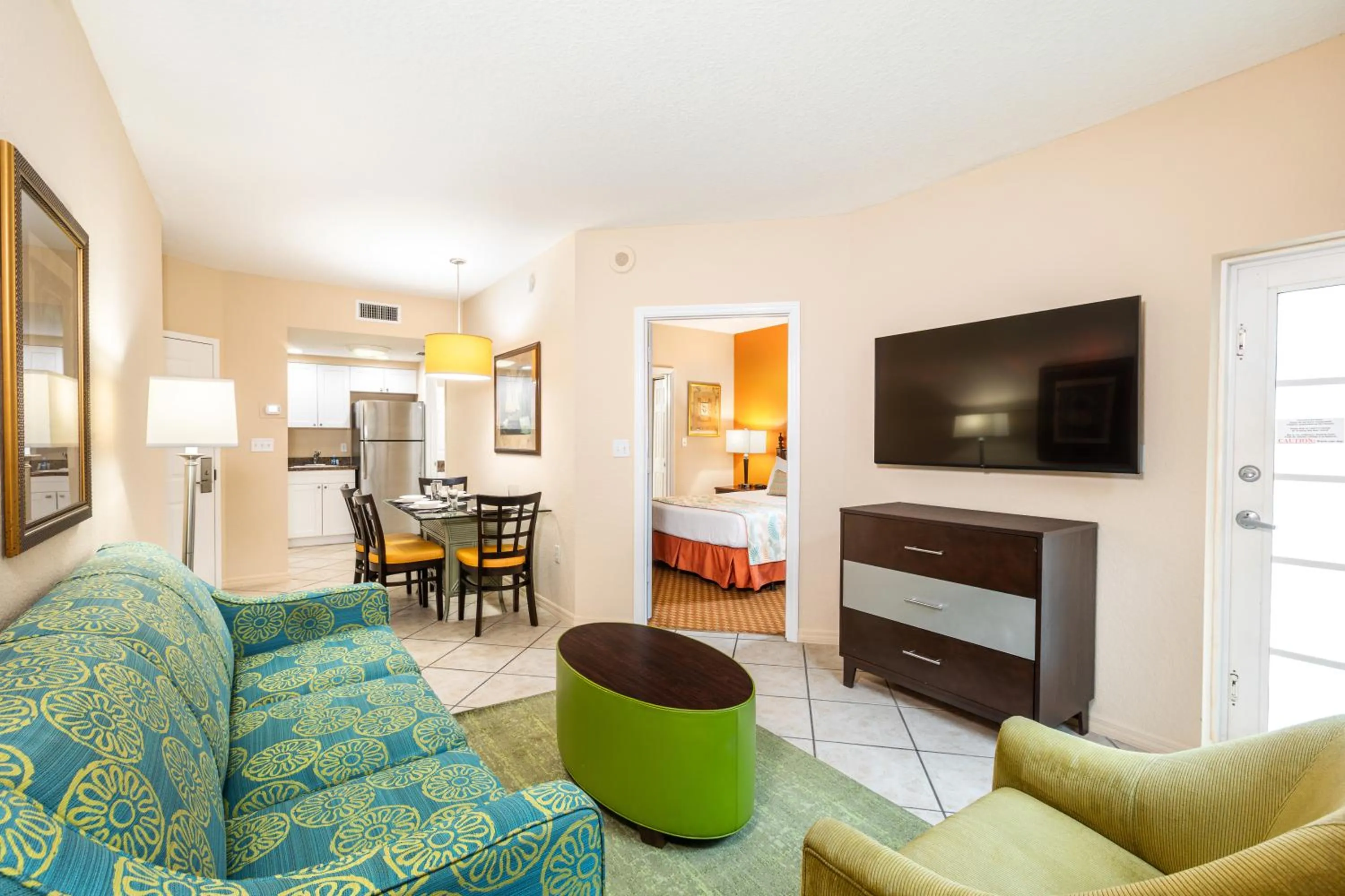 Deluxe One-Bedroom Queen Suite in Vacation Village at Weston, Fort Lauderdale