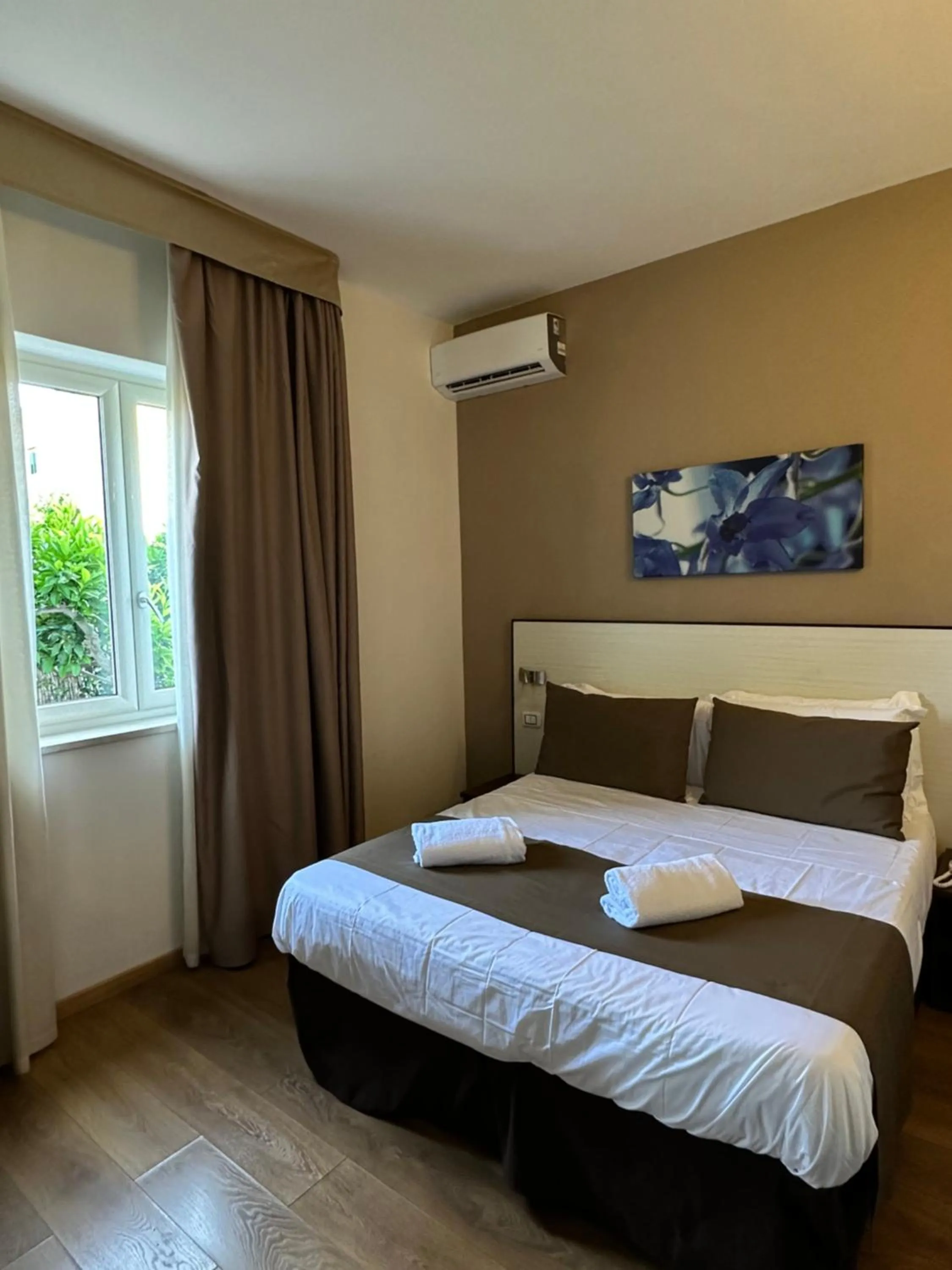 Standard Double or Twin Room in Hotel La Pergola