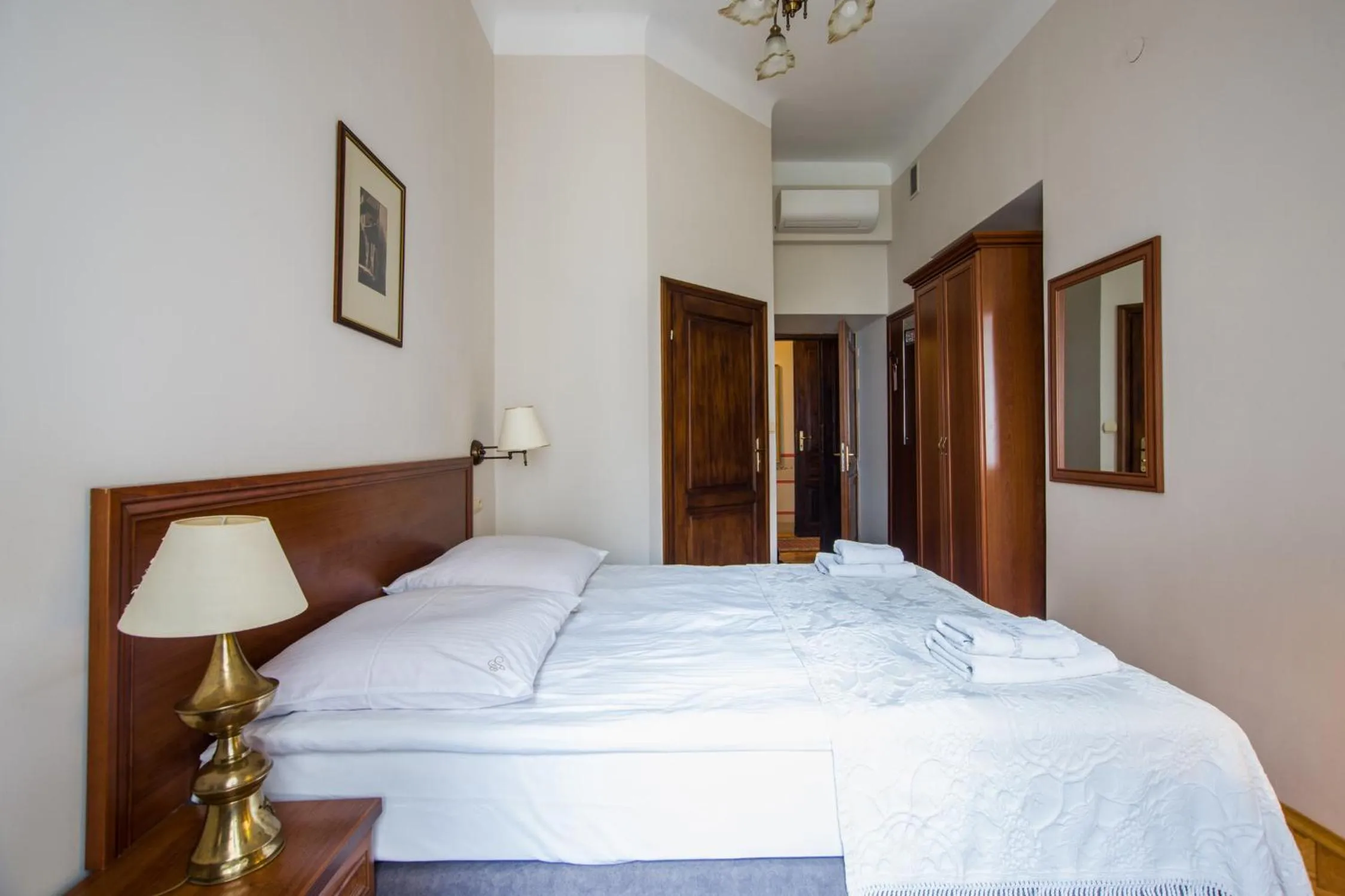 Economy Double Room in Aparthotel Basztowa
