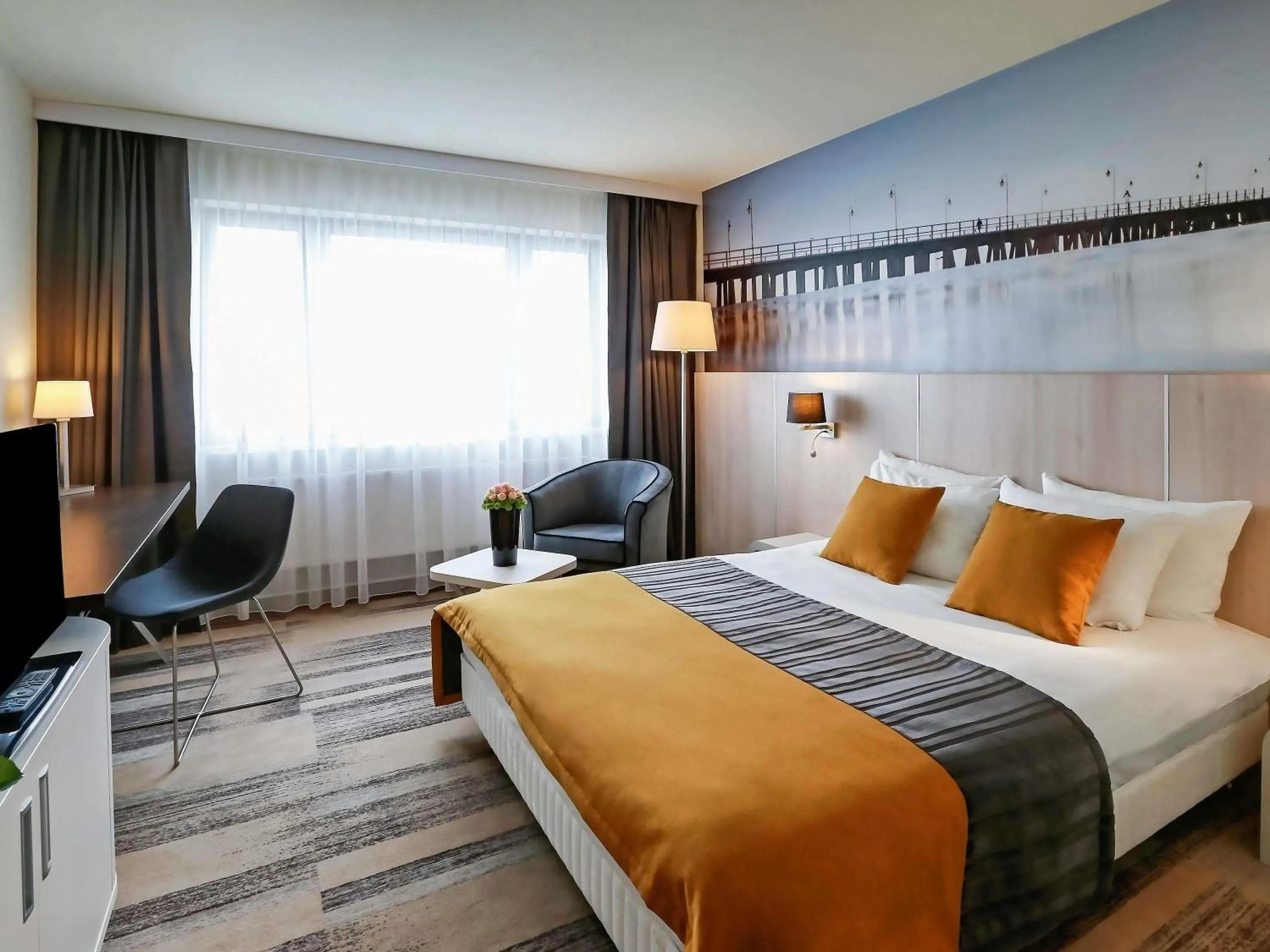 Executive Suite with Sea View in Mercure Gdynia Centrum