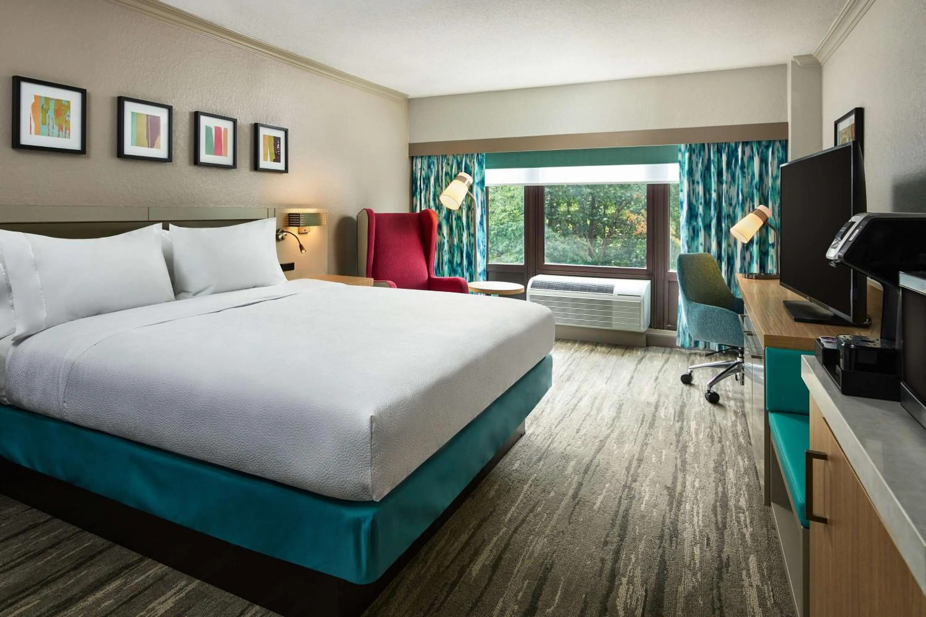 Junior King Suite in Hilton Garden Inn Tewksbury Andover