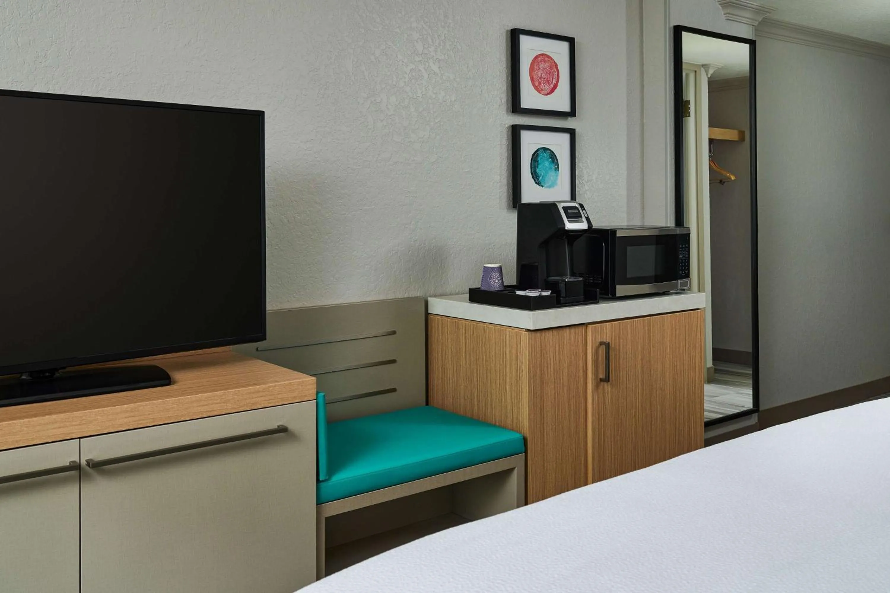 King Room in Hilton Garden Inn Tewksbury Andover