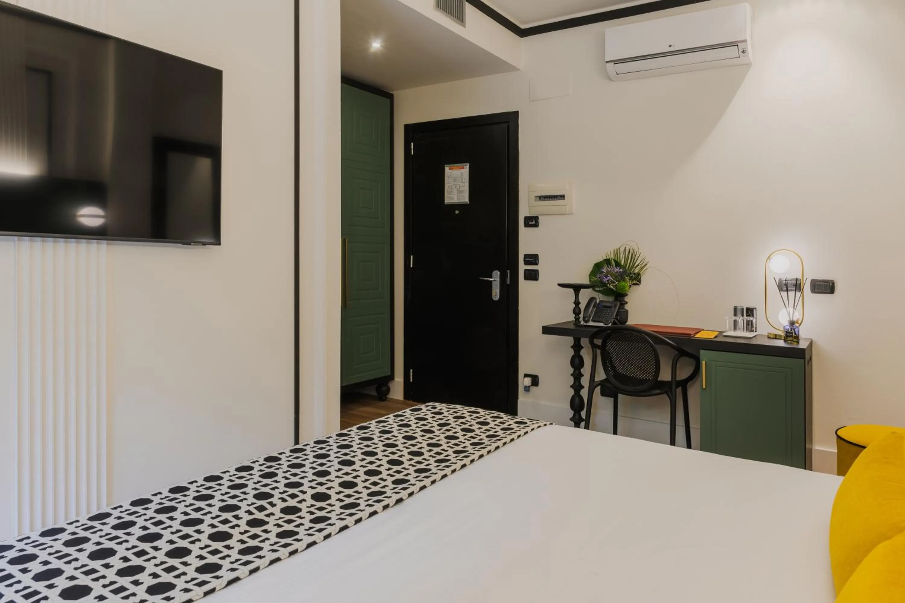 Double Room with Patio - single occupancy in JOIVY Together Florence Urban Resort