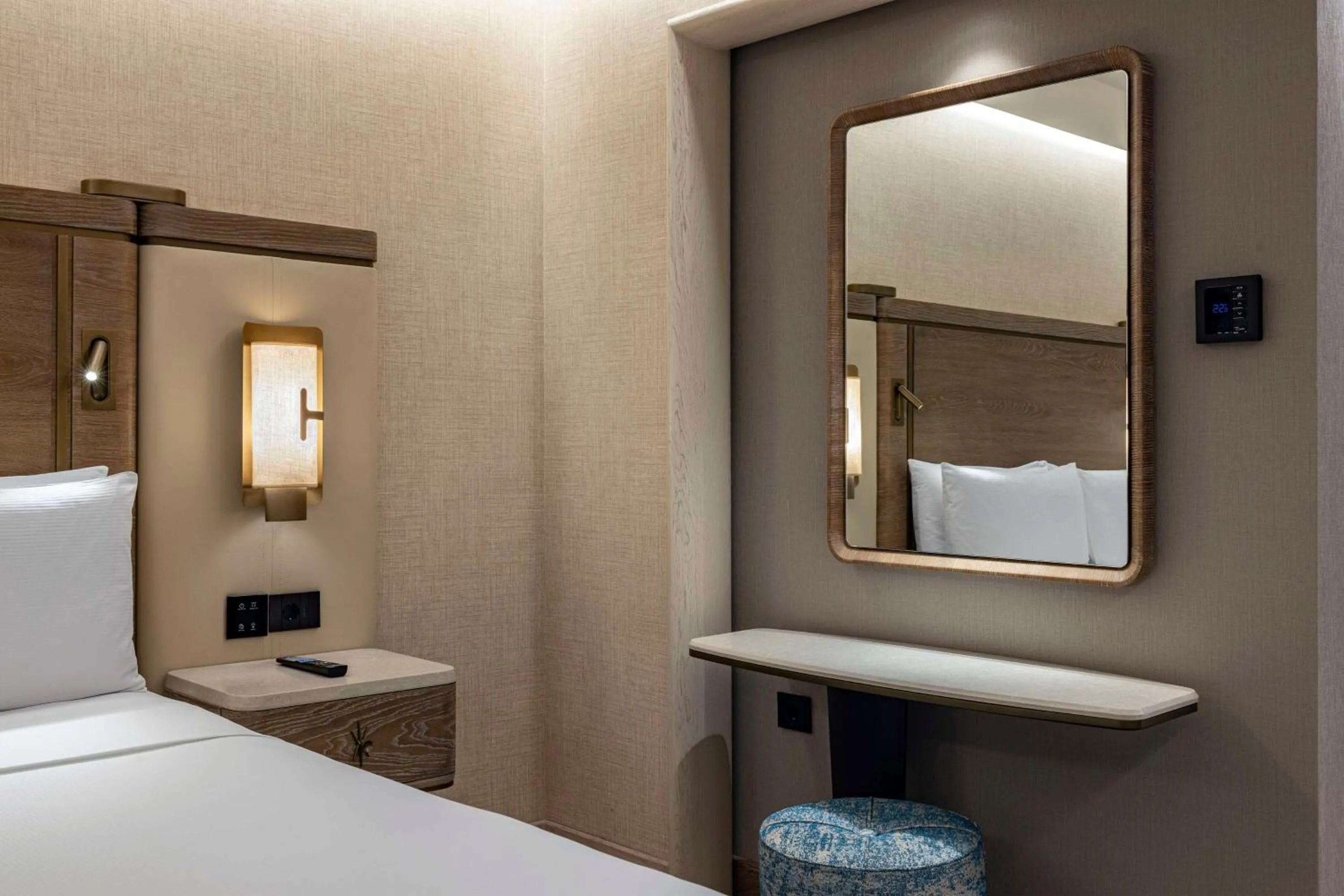 Deluxe King Room with City View in Hilton Istanbul Bosphorus