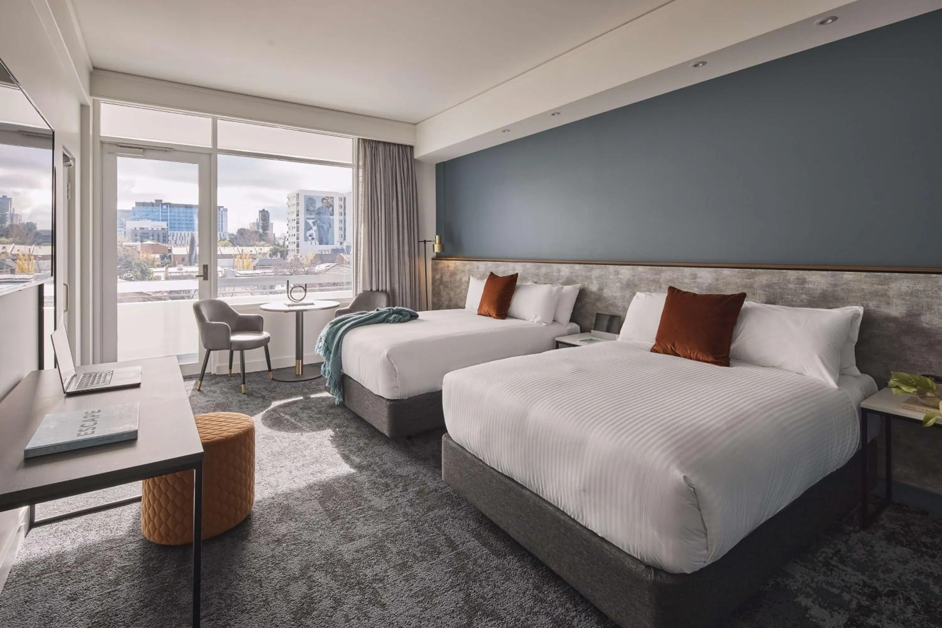 Cityside Twin in Hotel Alba Adelaide