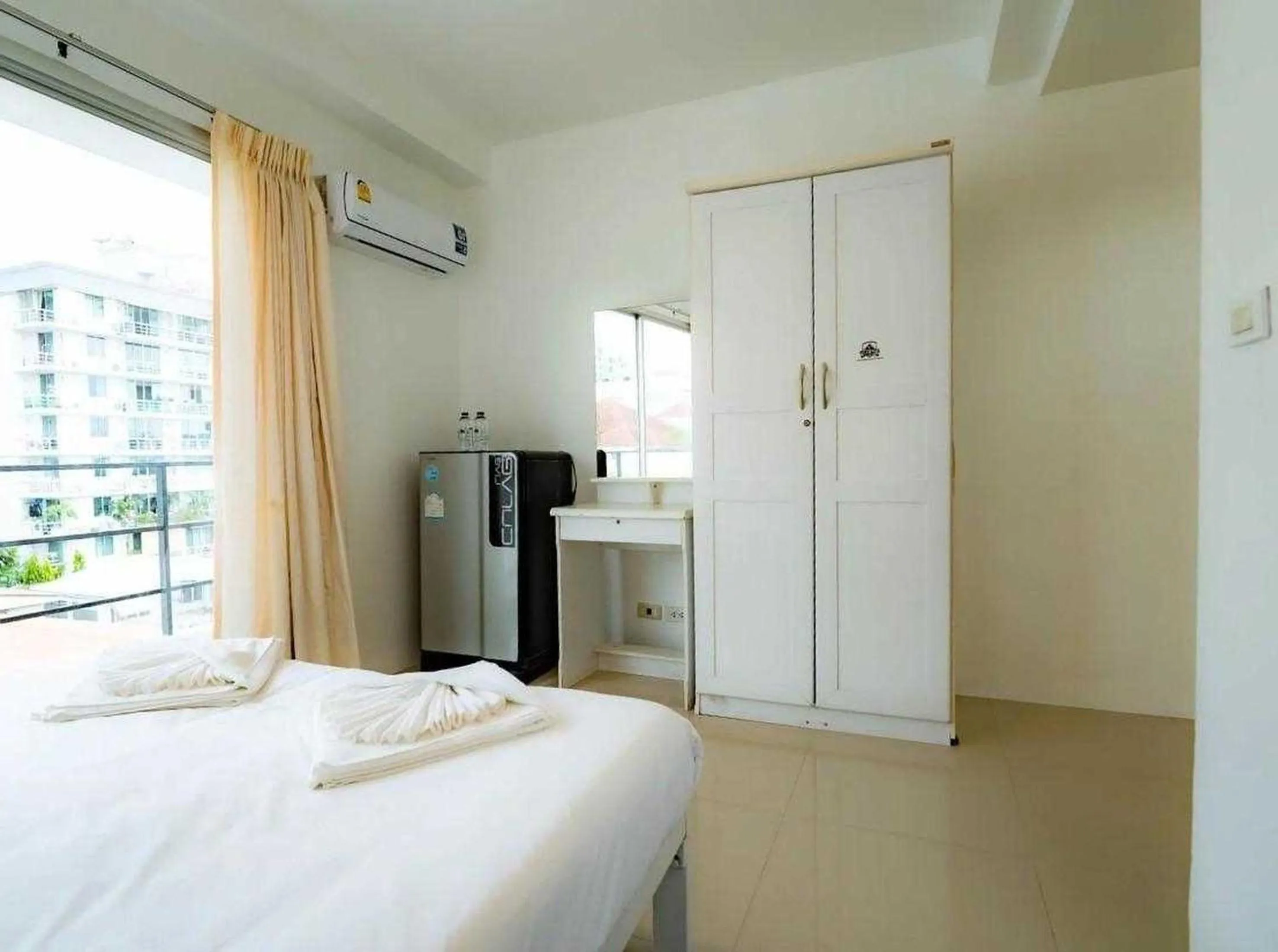 Superior Twin Room in RQ Bangkok Sukhumvit 50 by Collection O