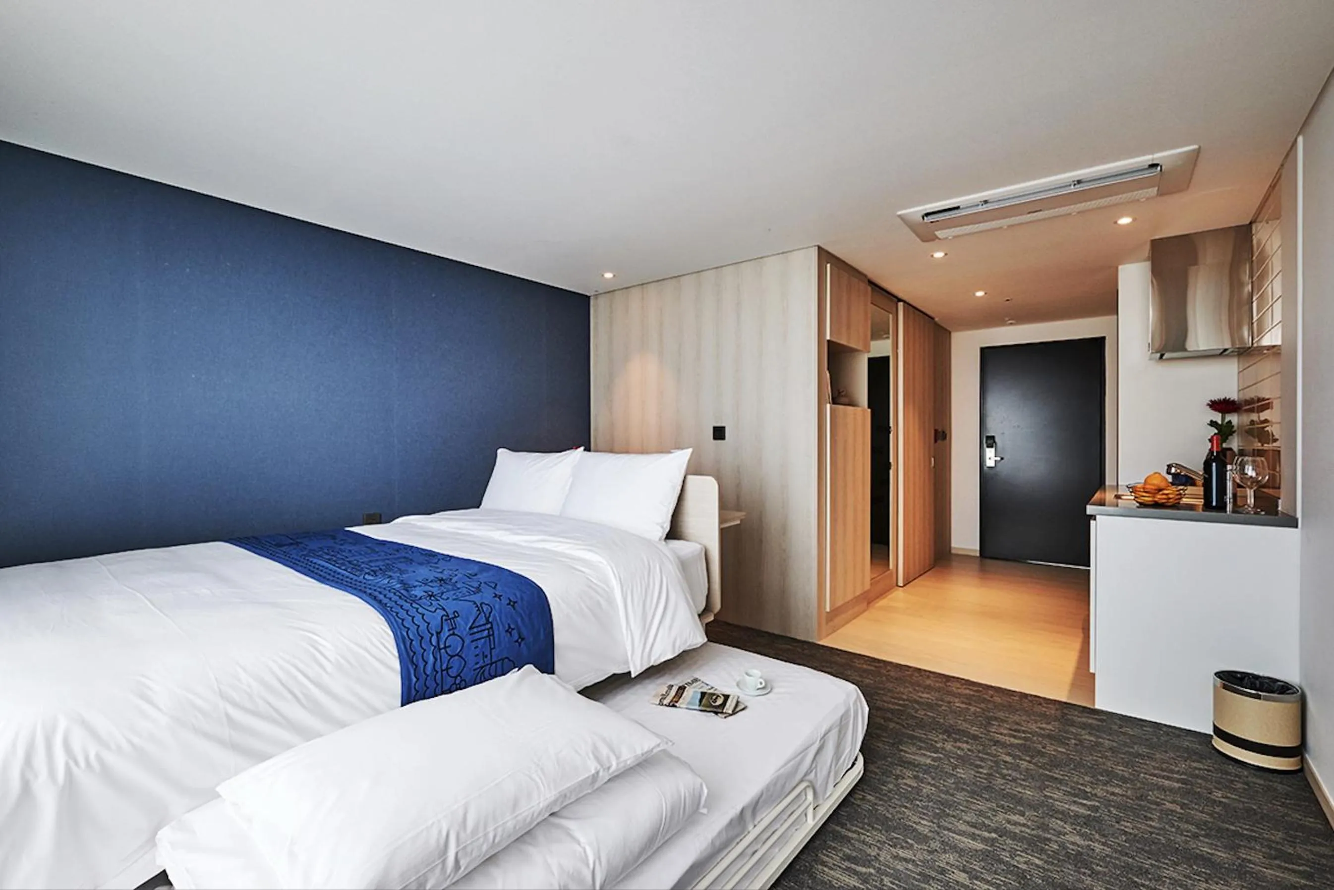 Superior Twin Room with Ocean View in Jeju Pureun Hotel