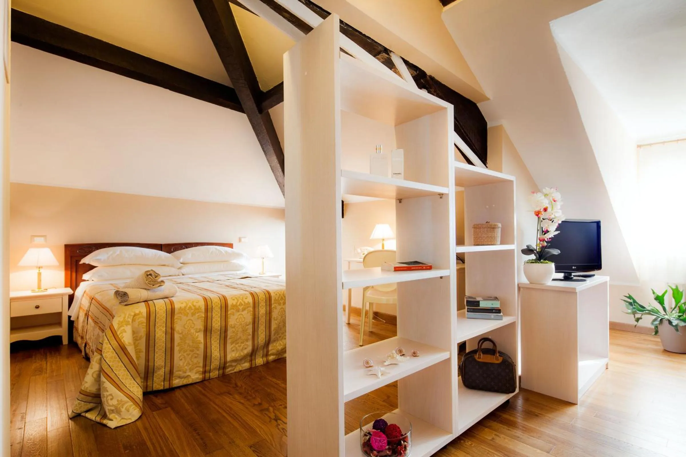 Suite with Sea View in Villa Sylva & Spa