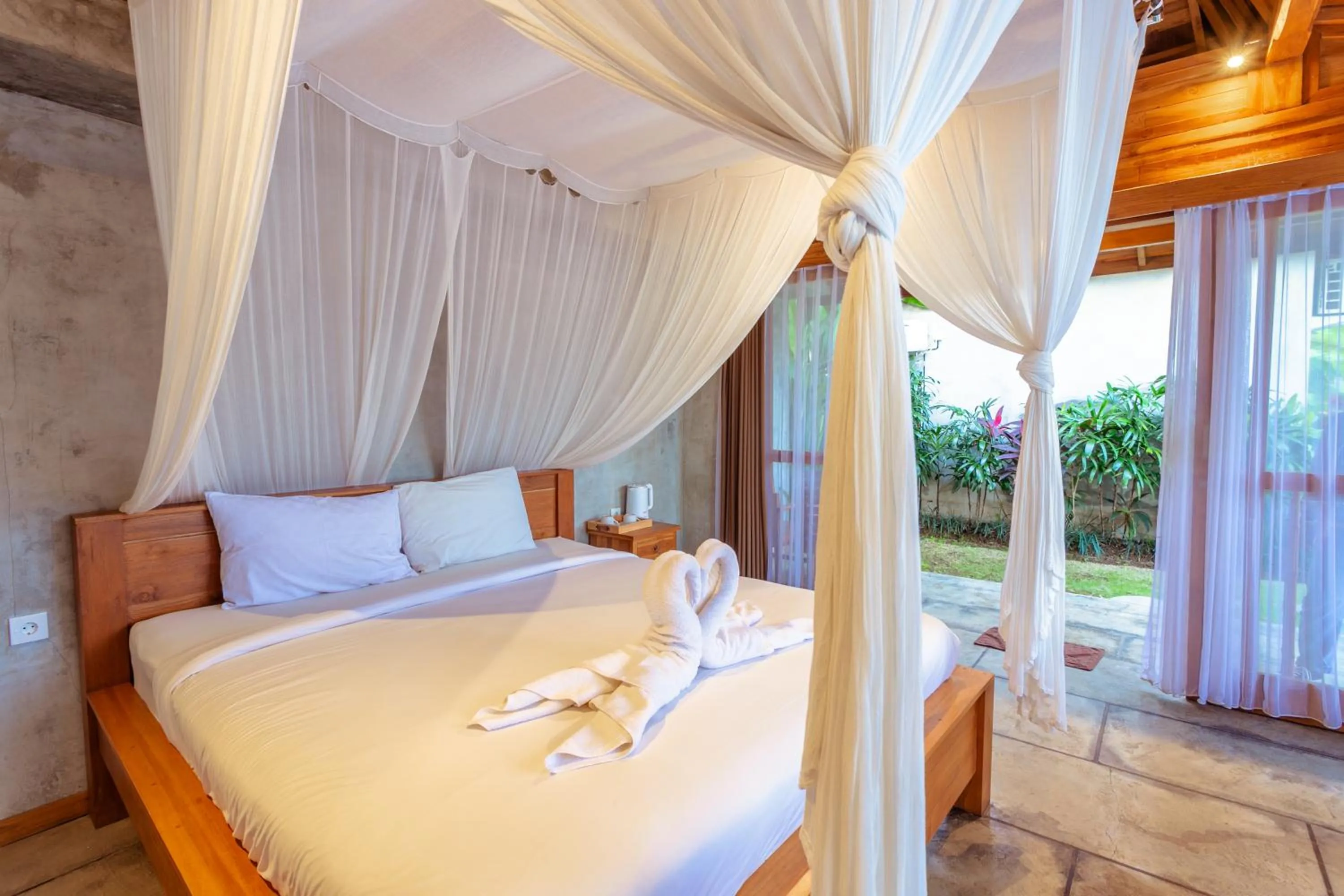 Standard Double Room in Kubu D'Carik Villa & Bungalow by ecommerceloka
