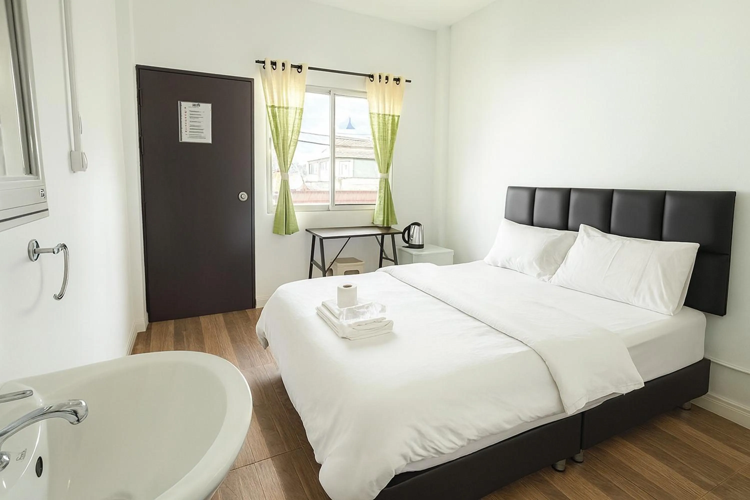 Double Room with Private Bathroom in The Voyager Guesthouse