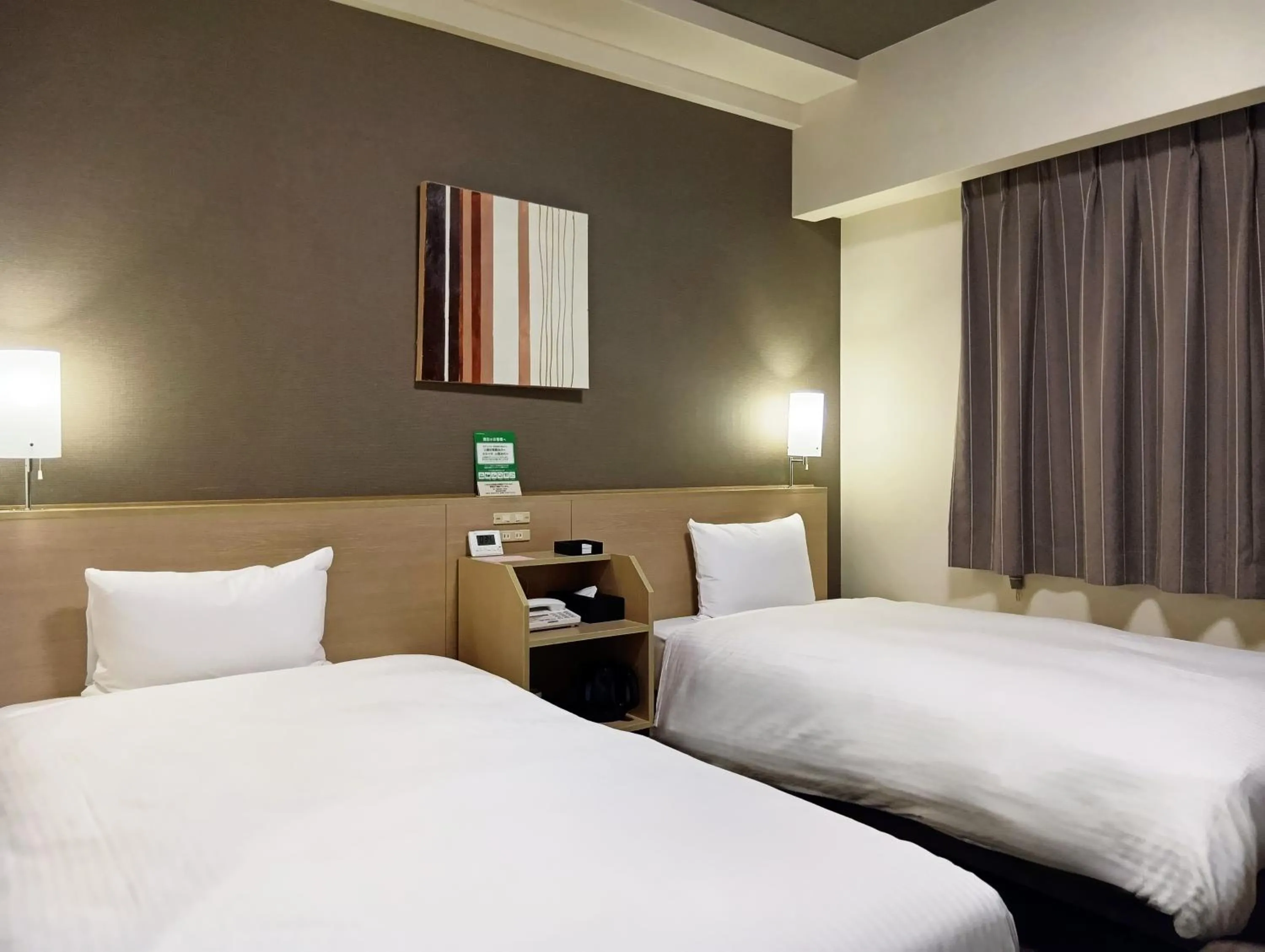 Twin Room - Smoking in Hotel Route Inn Hashimoto