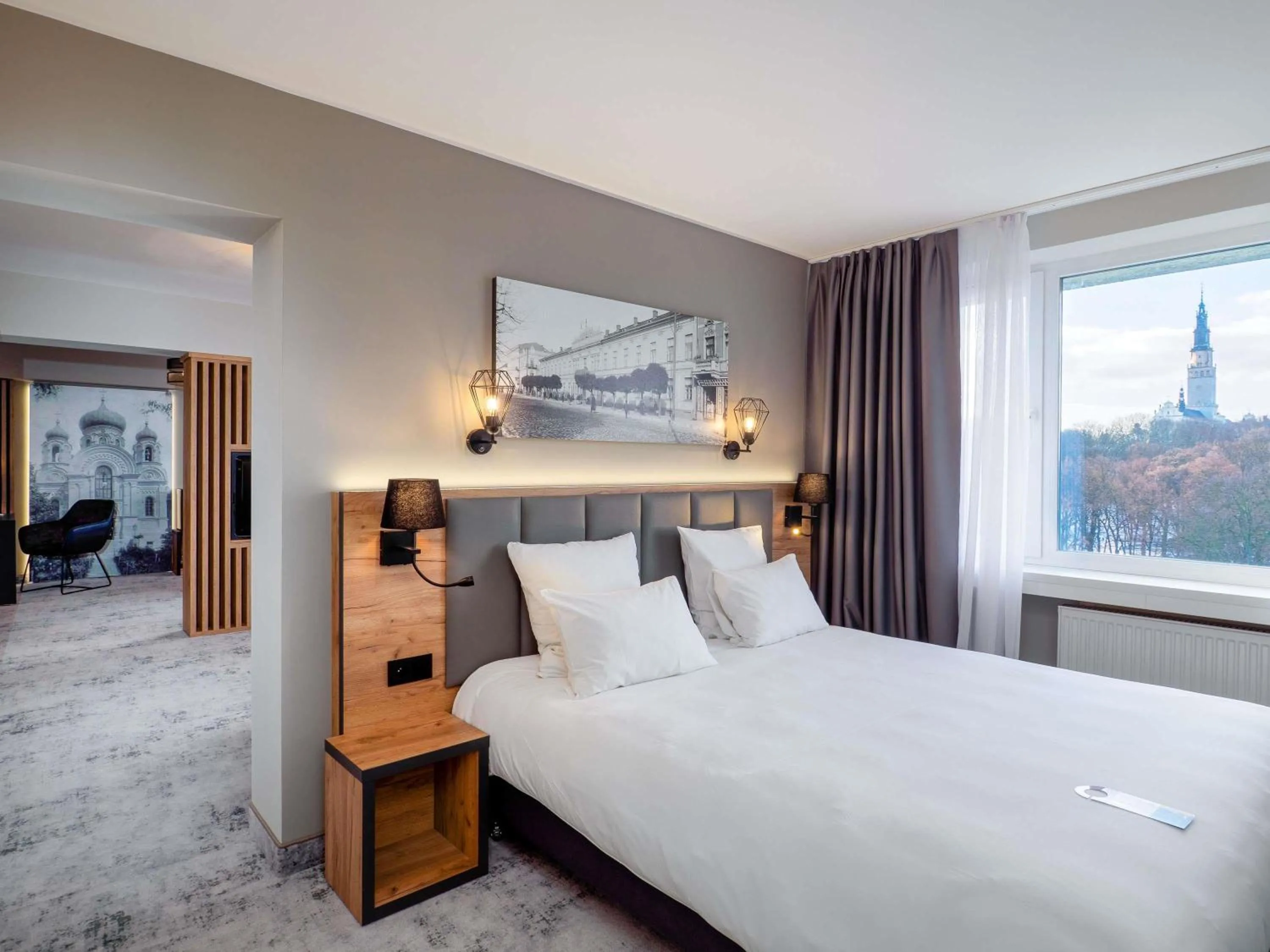 Deluxe Apartment with Double and Sofa Bed in Mercure Czestochowa Centrum