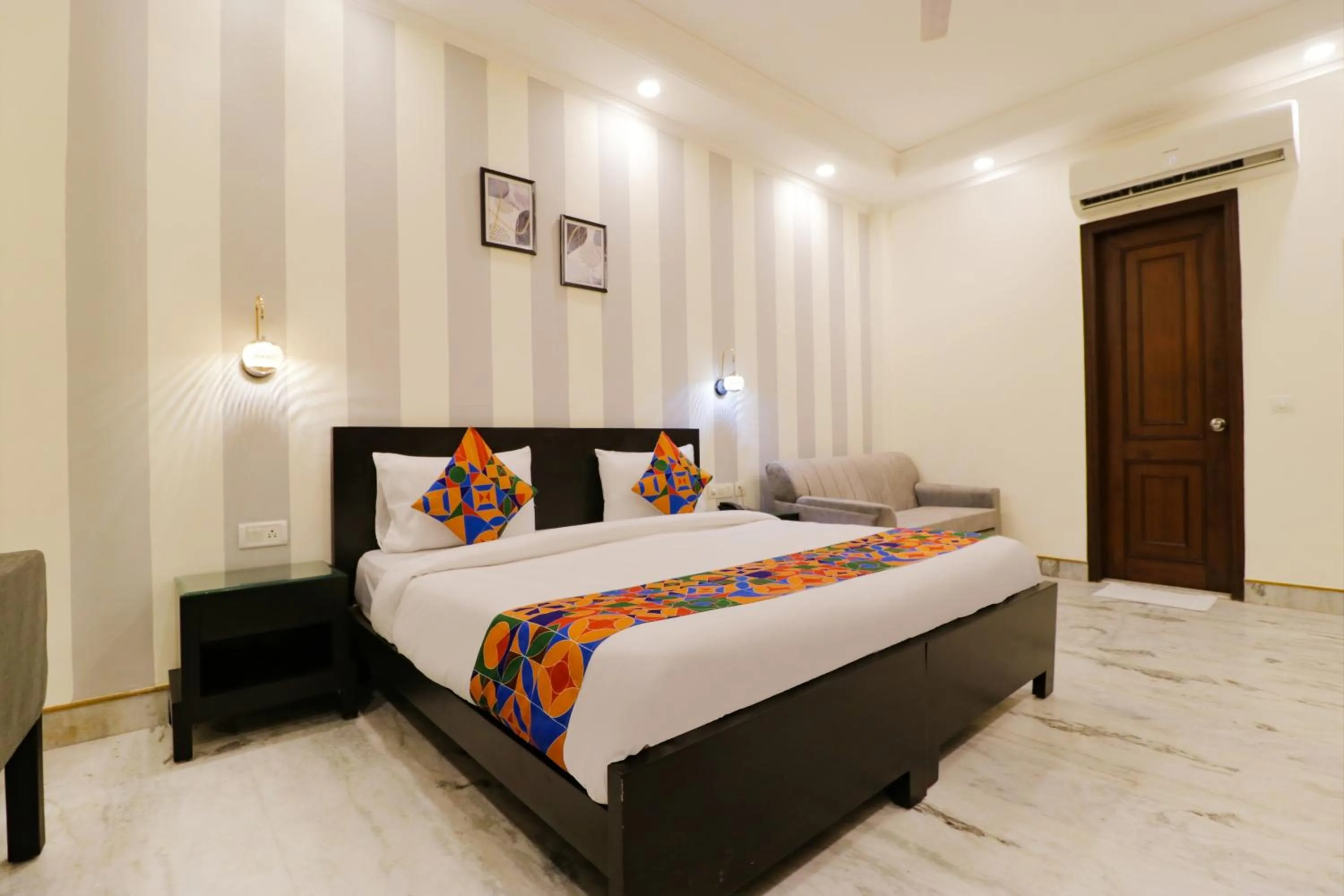 FabHotel RR Residency - DLF Cyber City, Gurugram