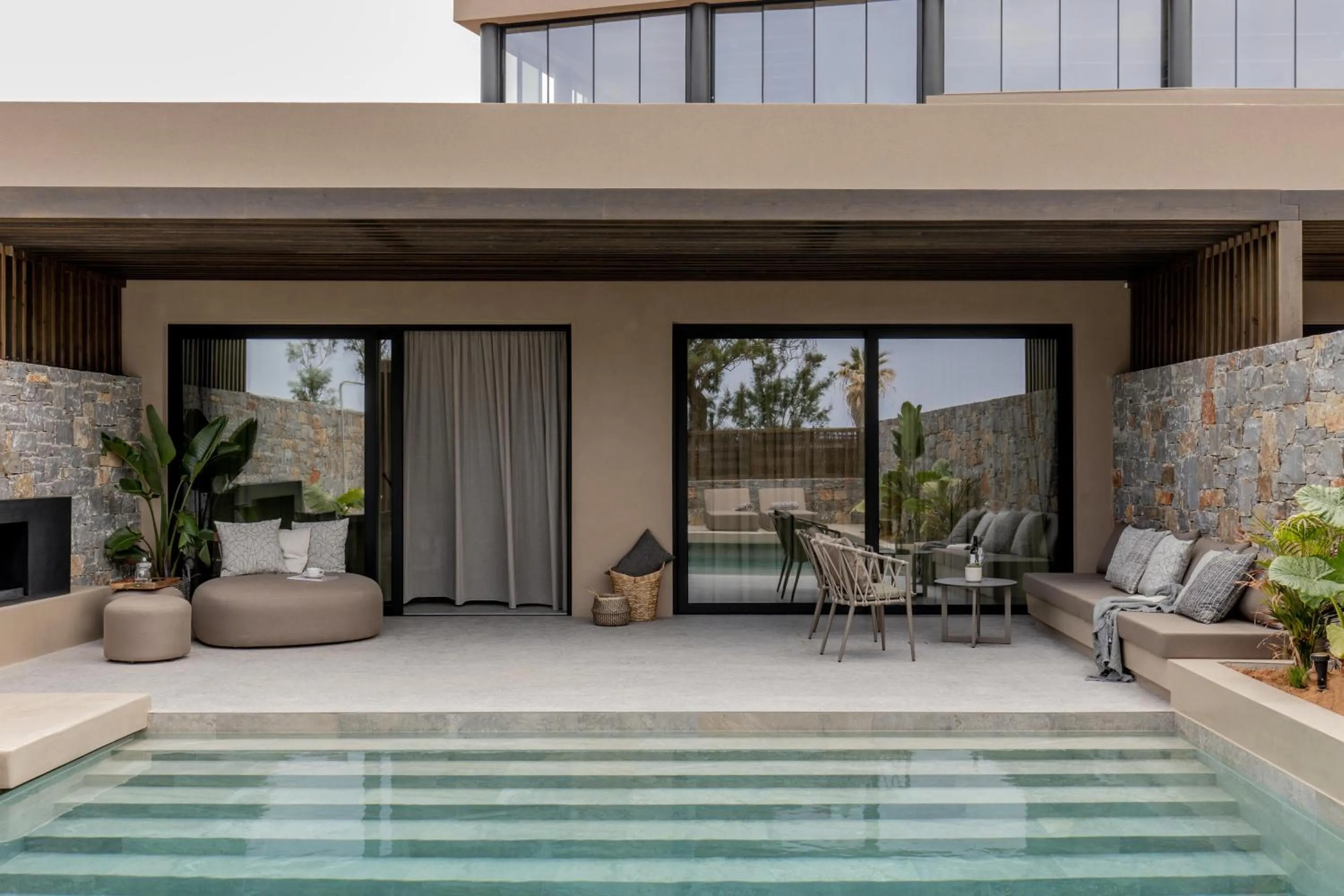 Signature Suite with Private Pool & Sauna in Pnoe Breathing Life - Adults Only