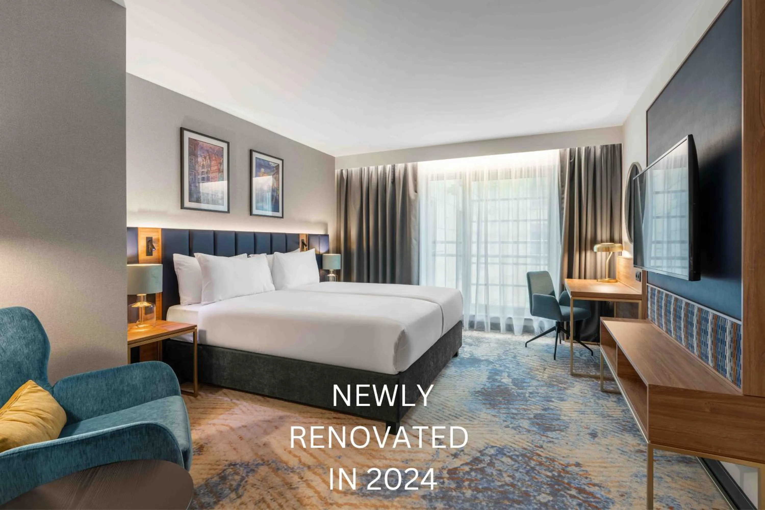 Classic King Room - single occupancy in Wyndham Wroclaw Old Town