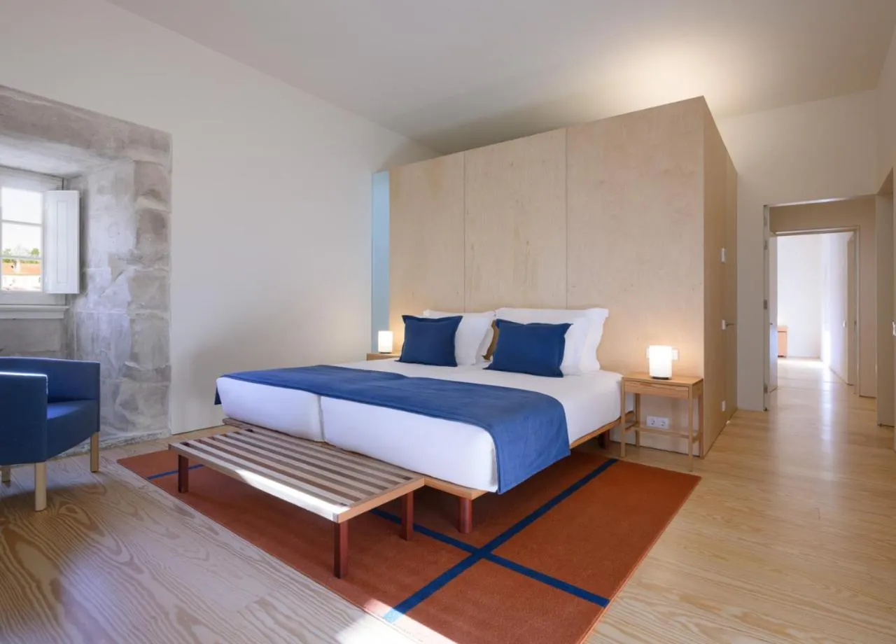 Communicating Twin Room in Montebelo Mosteiro de Alcobaça Historic Hotel