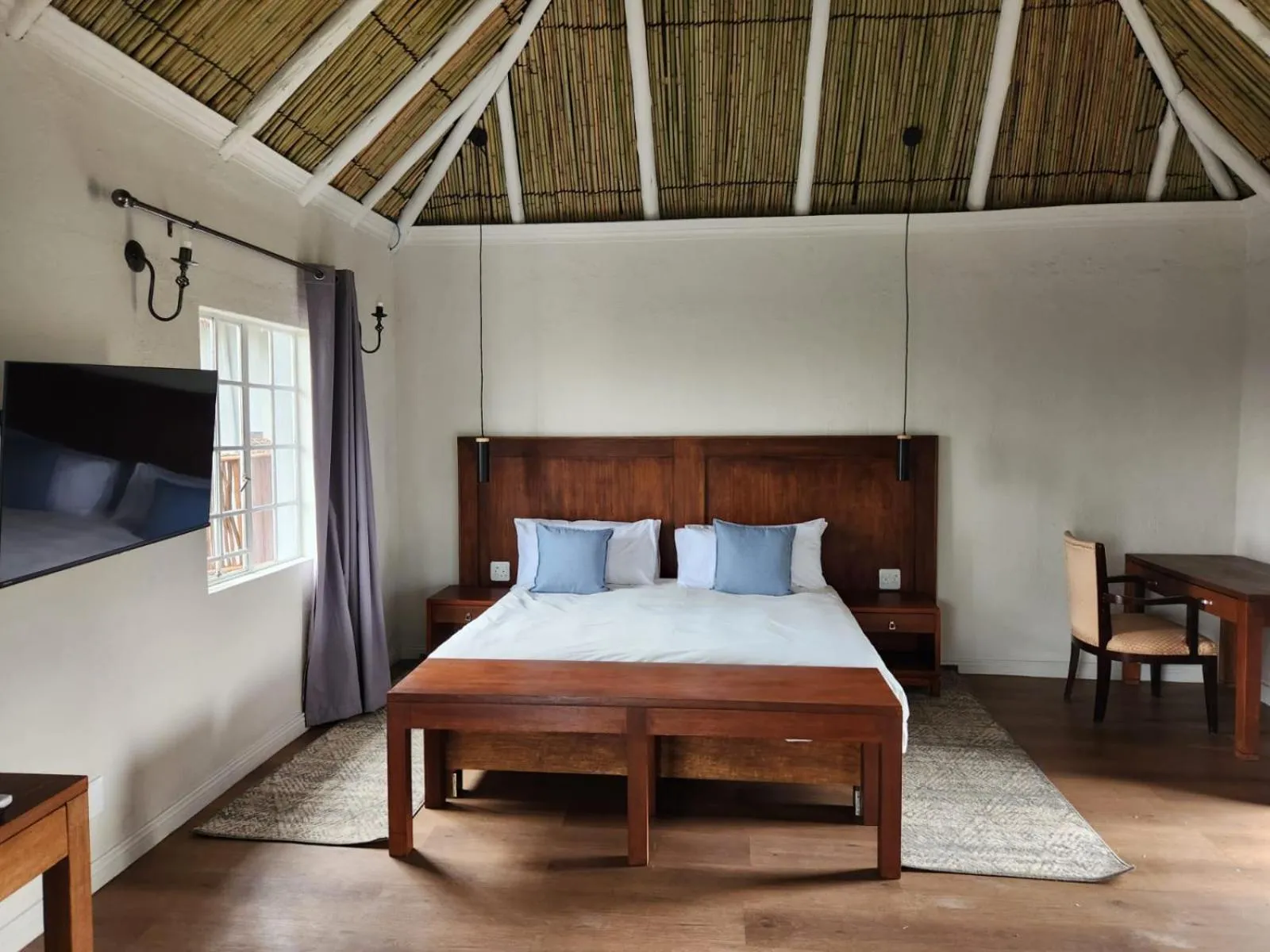 Superior Suite in Shumba Valley Lodge Lanseria Airport
