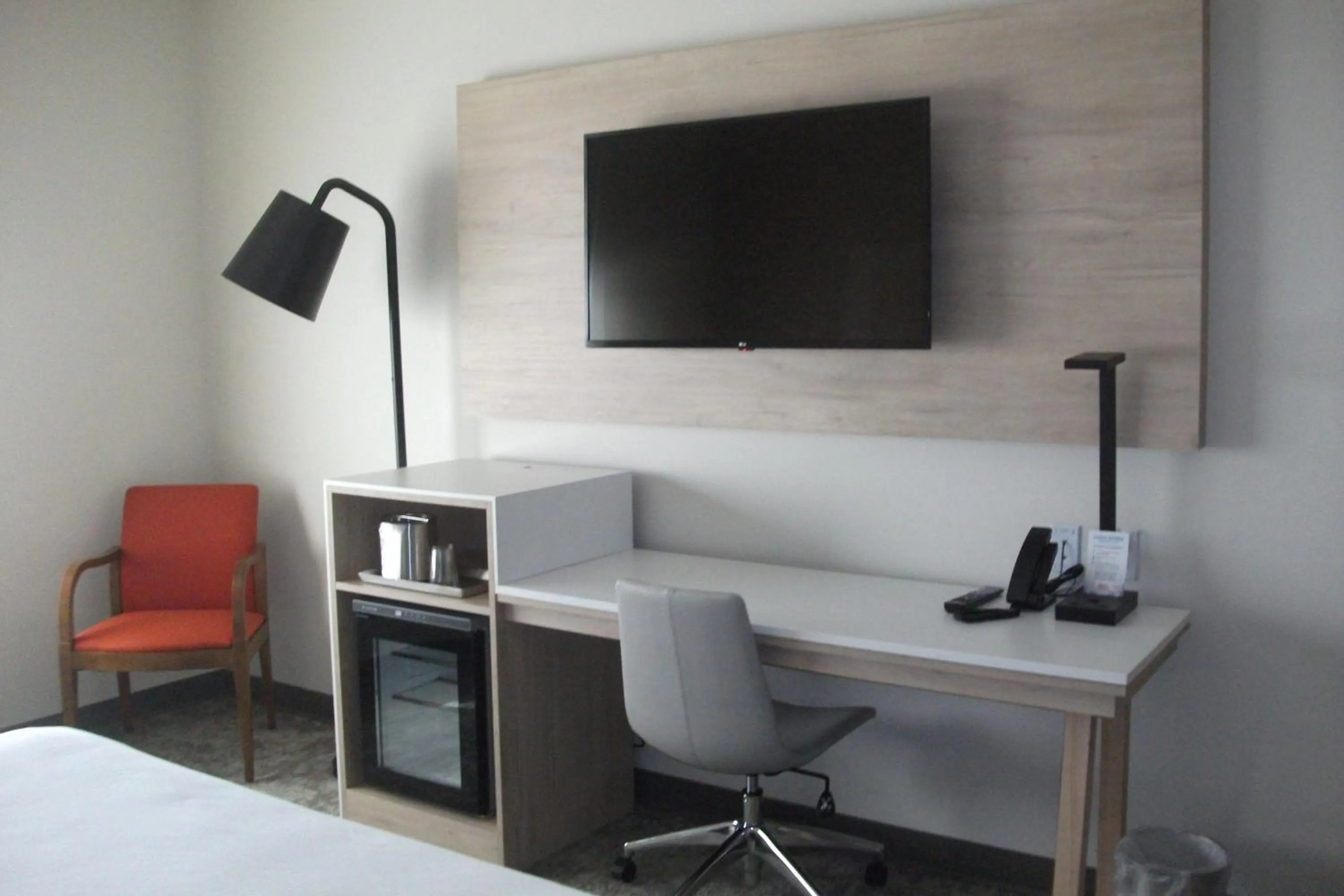 King Room - Non-Smoking in Radisson Hotel Pendleton Airport