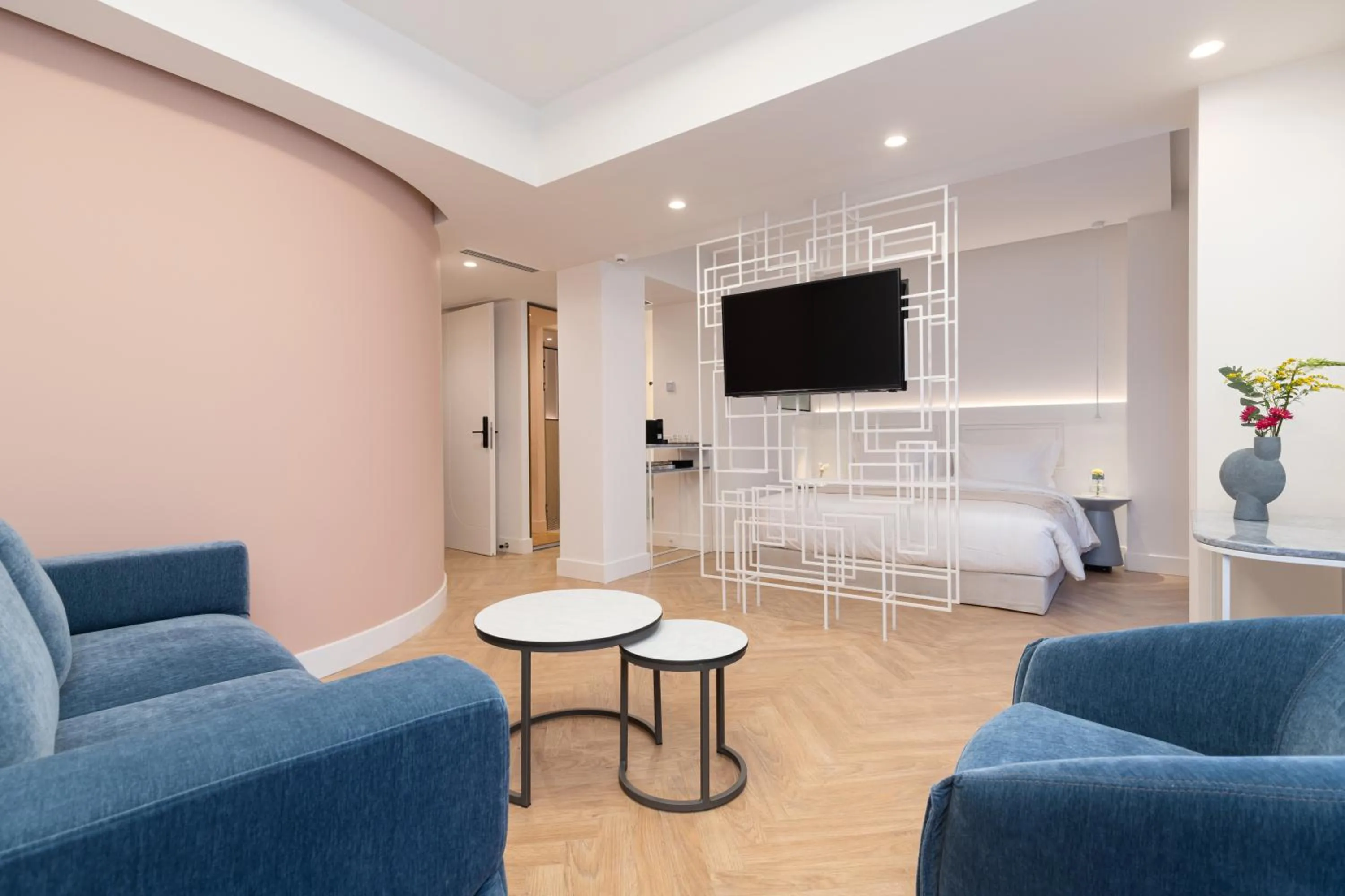 Urban Suite City View in Altar Suites