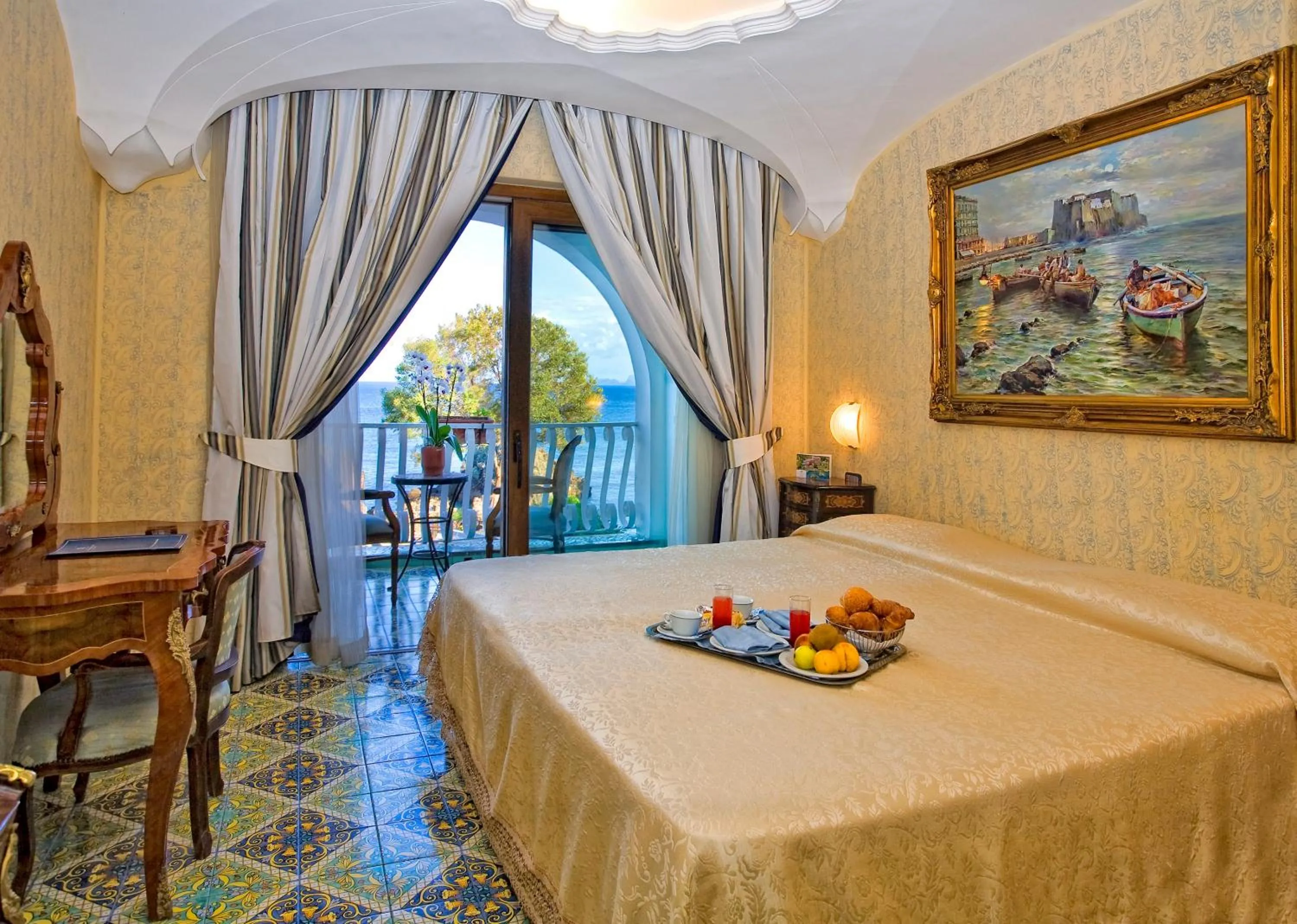 Deluxe Double Room in Strand Hotel Delfini