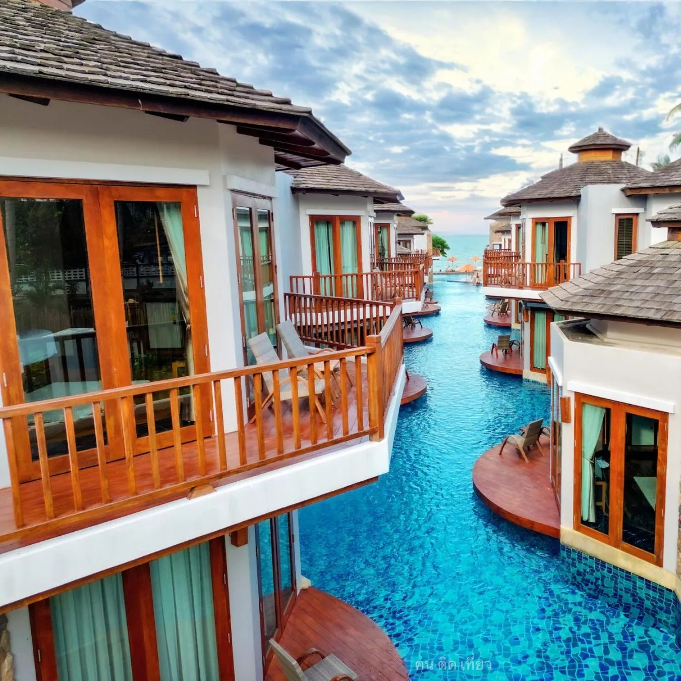 King Room with Balcony in Yotaka Khanom