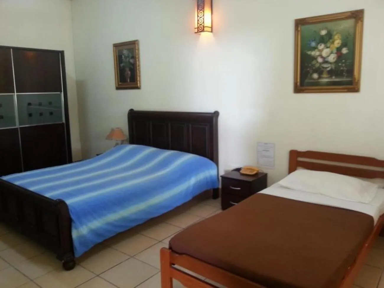 Standard Family Room in Seaside Travellers Inn