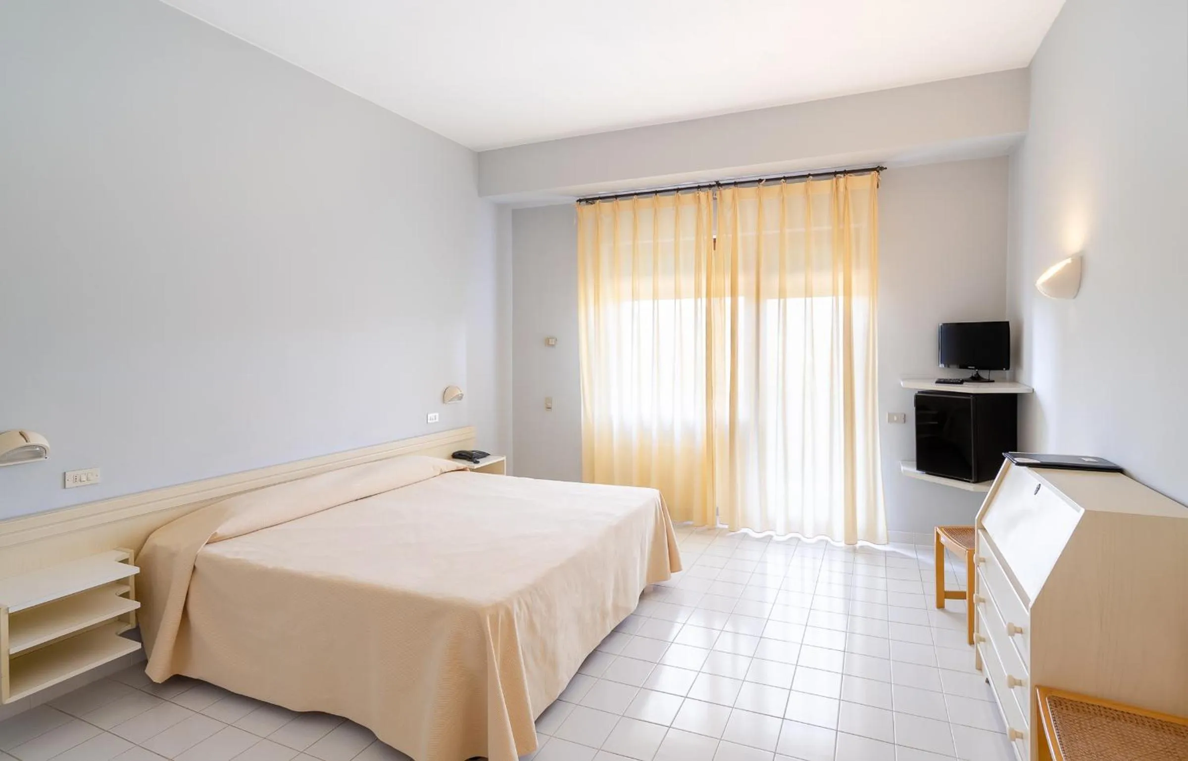 Standard Double Room with Hill View in Grand Hotel Don Juan