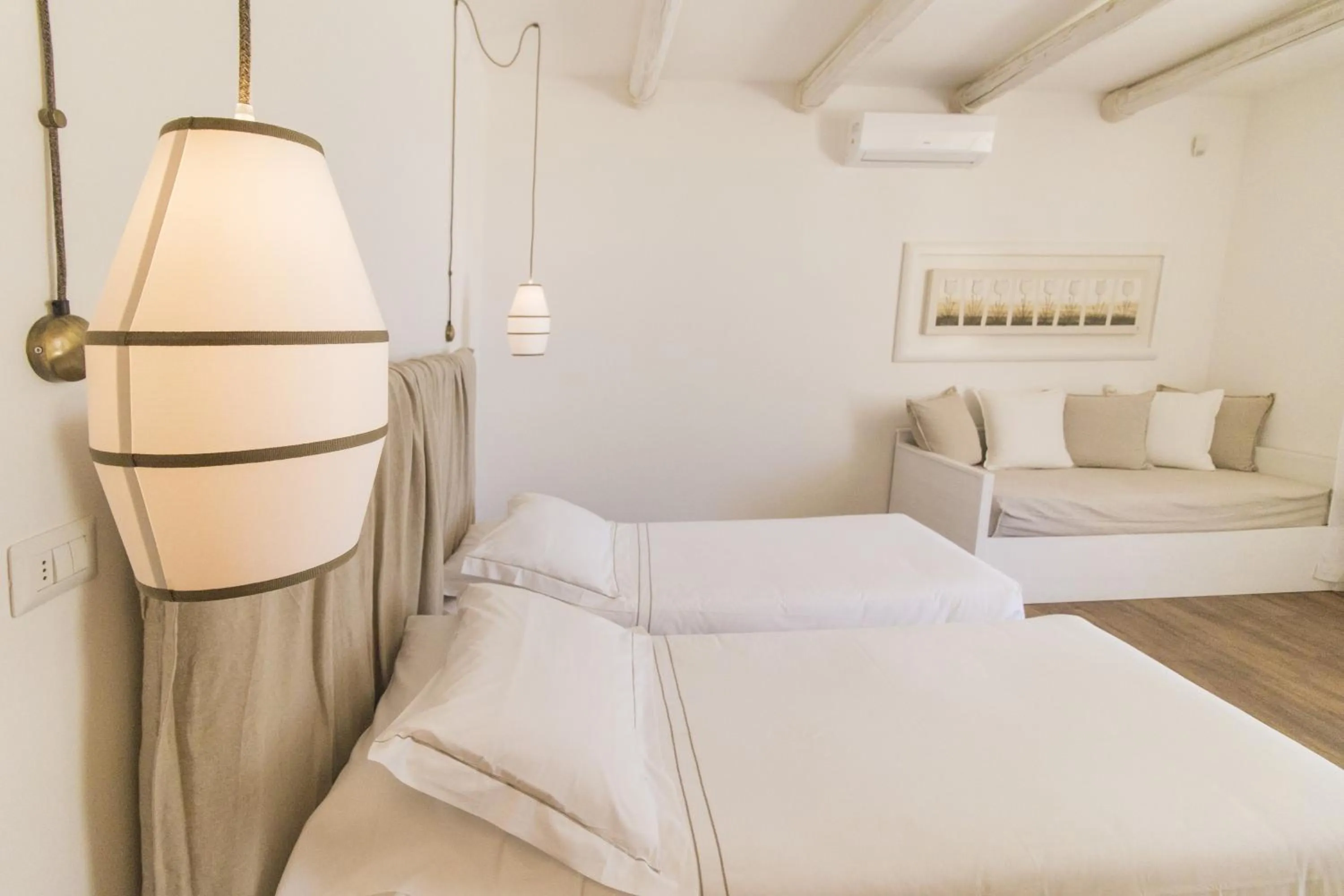 Comfort Quadruple Room in Masseria Bandino & Spa