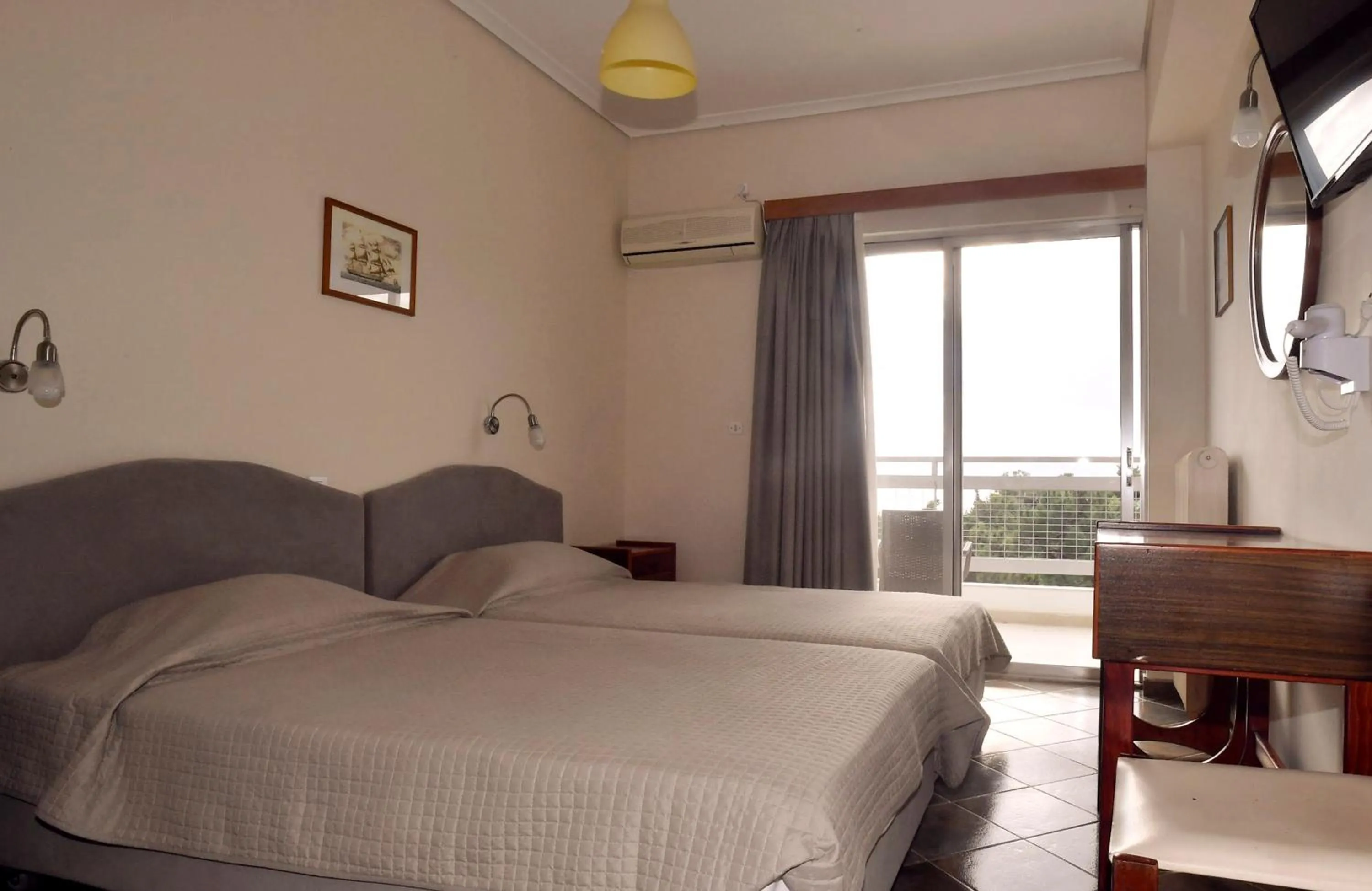 Double Room with Mountain View in Siagas Beach Hotel