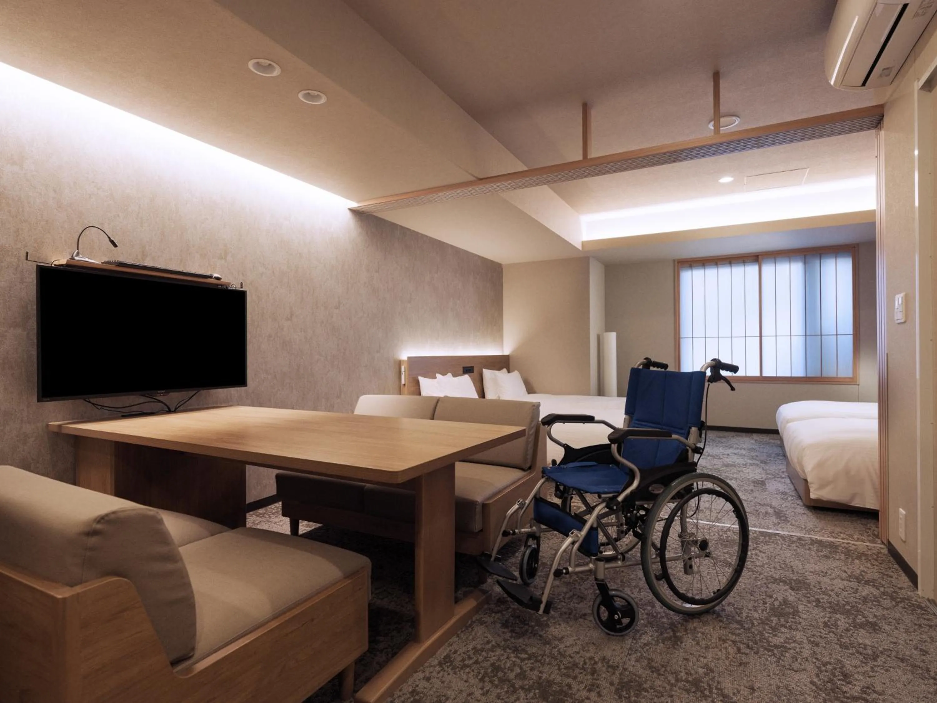 Accessible One-Bedroom Apartment (4 Single-Beds) in MIMARU Tokyo Ikebukuro