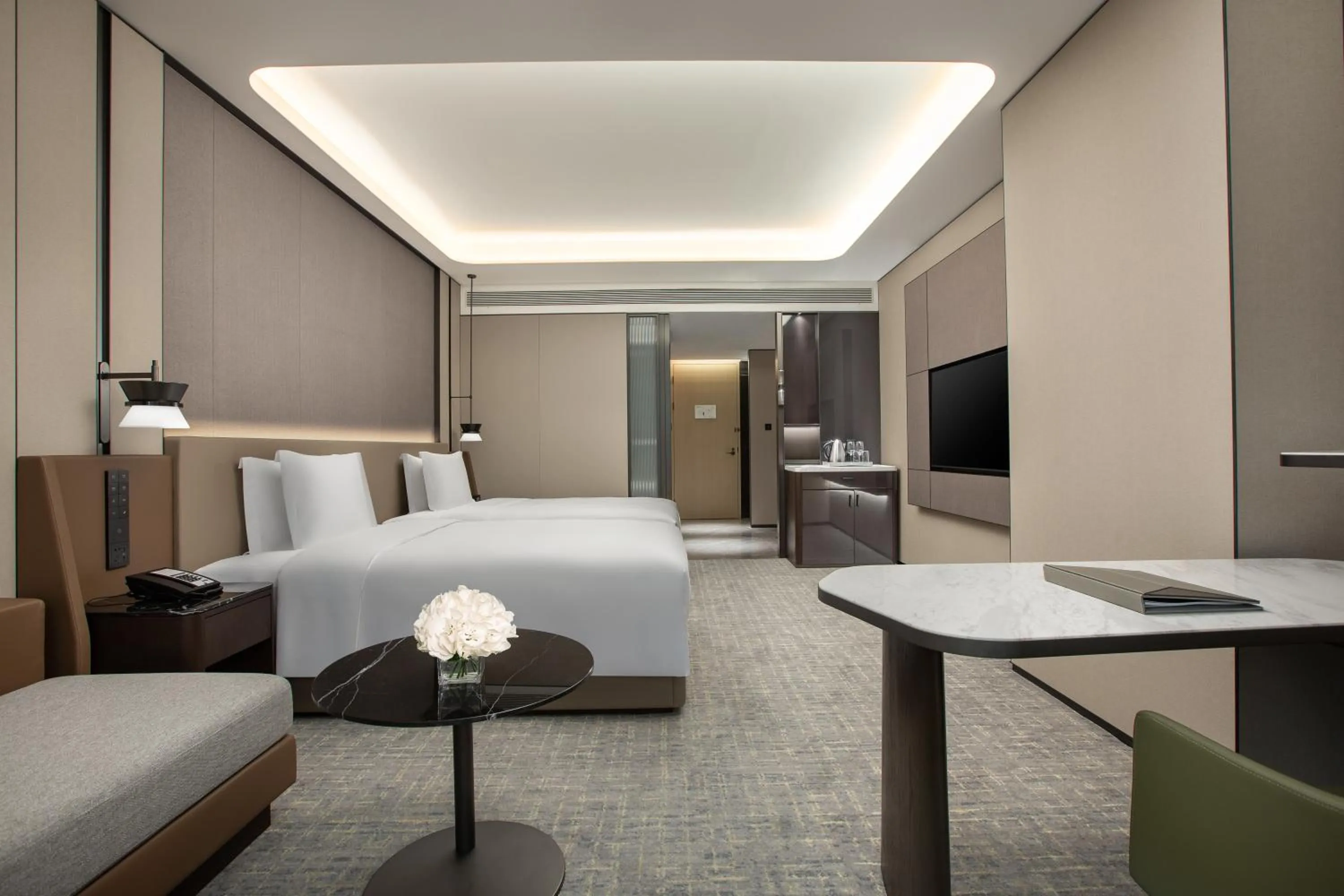 Premium Double Room with Two Double Beds - Lounge Access in Crowne Plaza Zhengzhou High Tech Zone by IHG