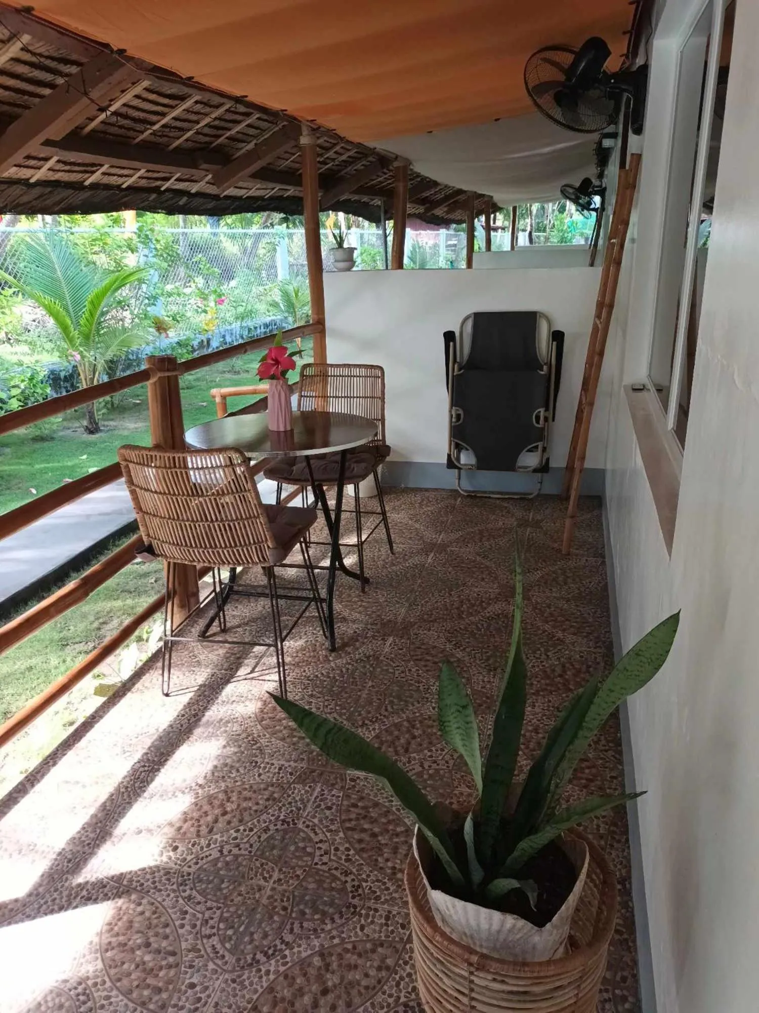 Deluxe King Room in Skott's Comfy Lodge