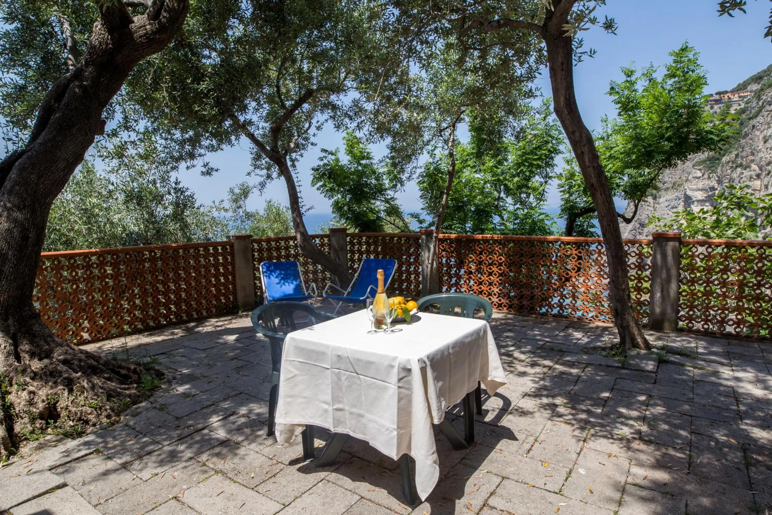 Bungalow (2 Adults) in Bleu Village