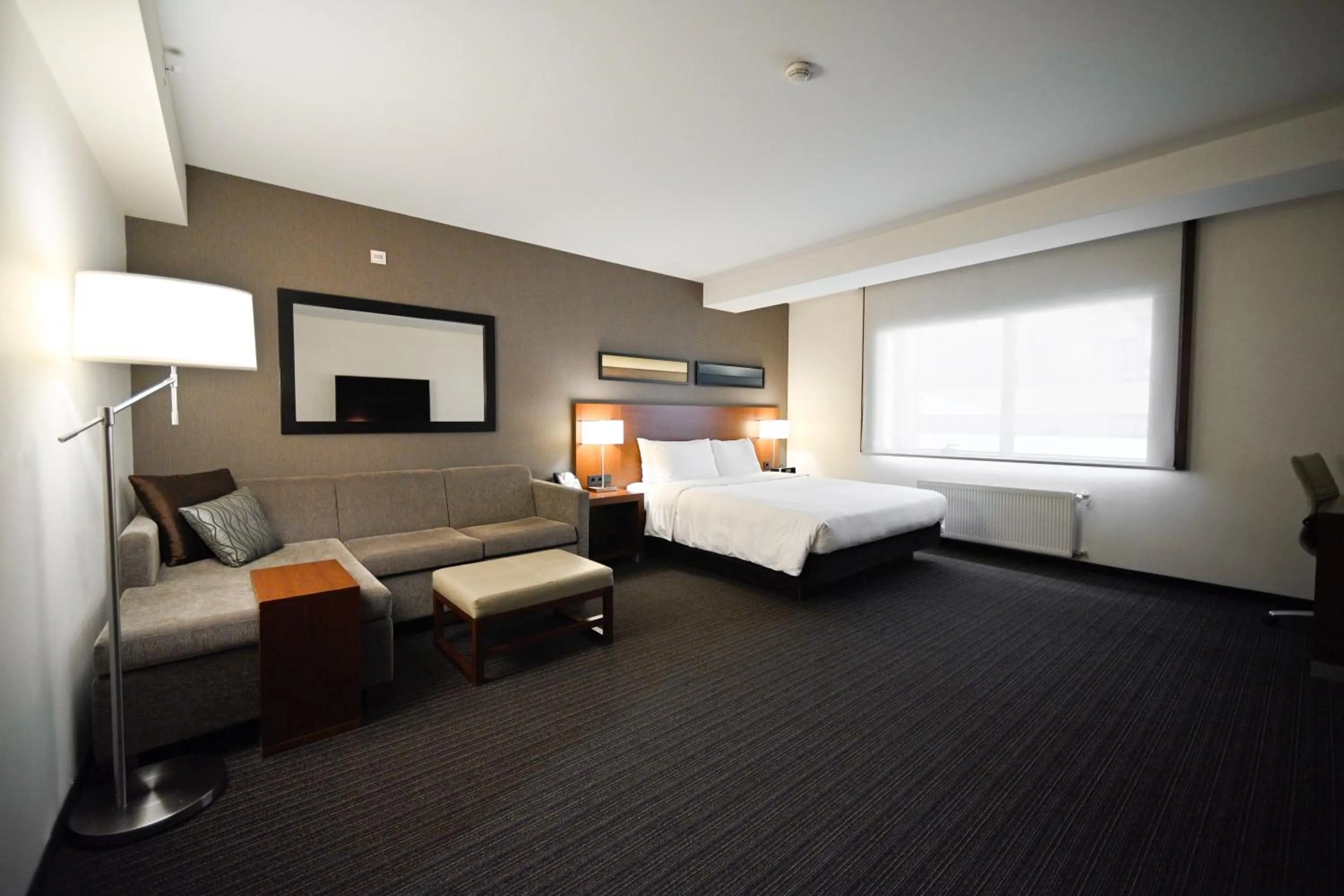 Deluxe King Room in Yerevan Place Hotel