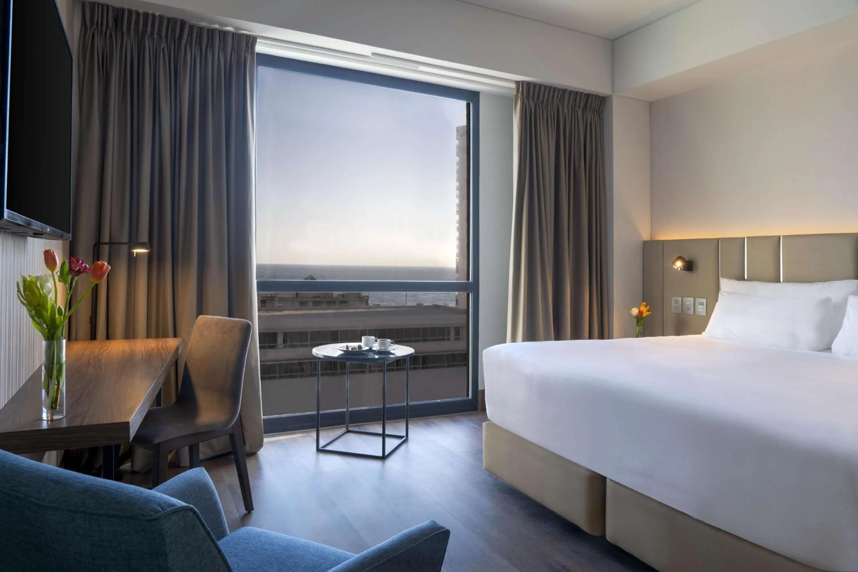 Superior Twin Room in NH Iquique Pacifico