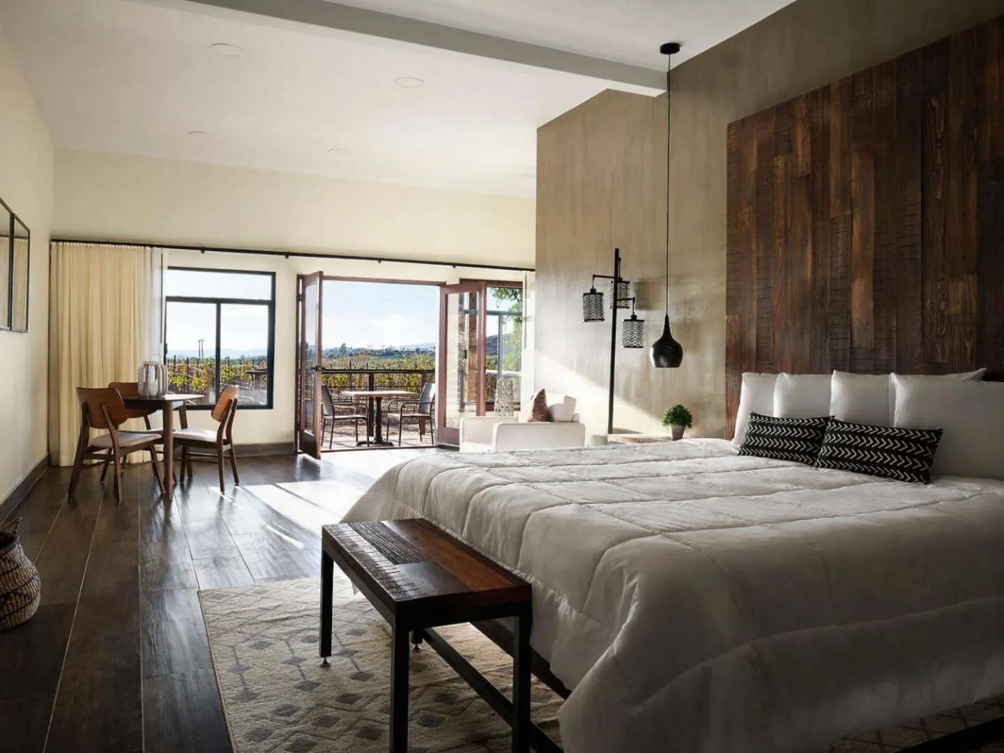 Suite with Garden View in Surya Hotel