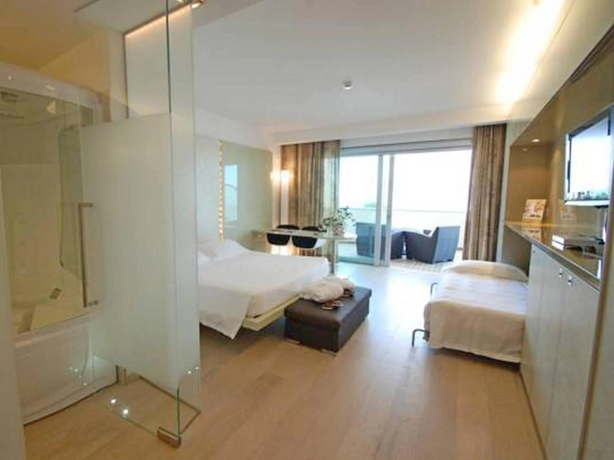 Executive Triple Room in Hotel Premier & Suites - Premier Resort