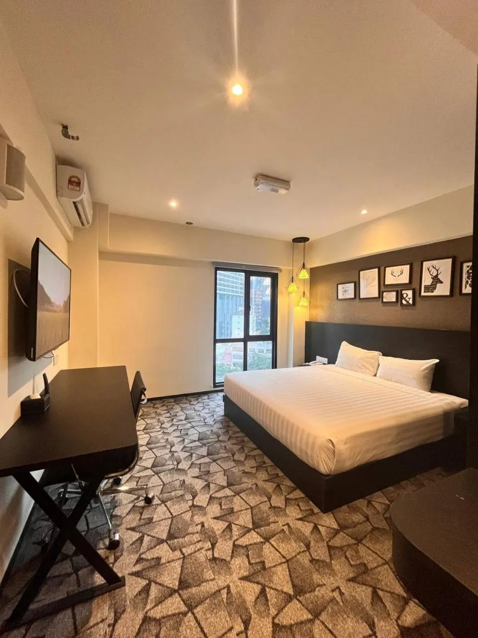 Deluxe King Room in Hotel Damai Kuala Lumpur