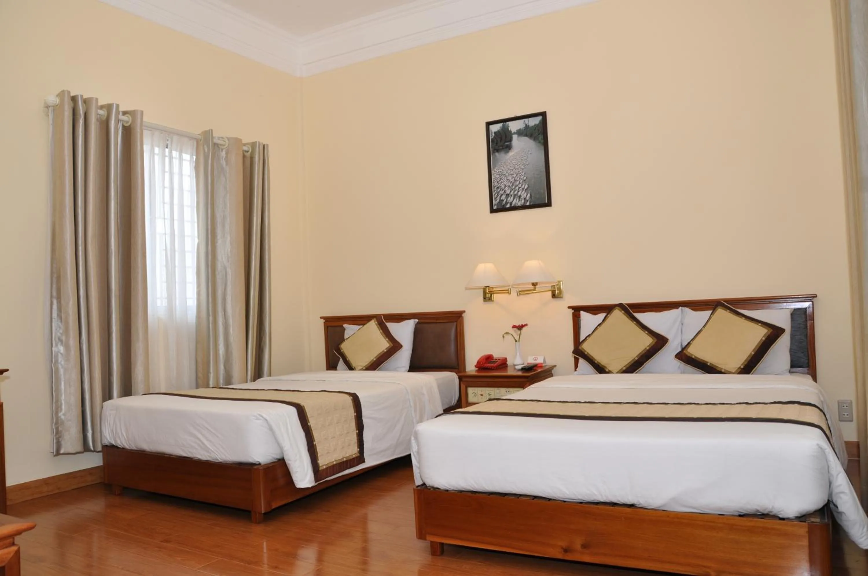 Senior Twin Room in Saigon Can Tho Hotel