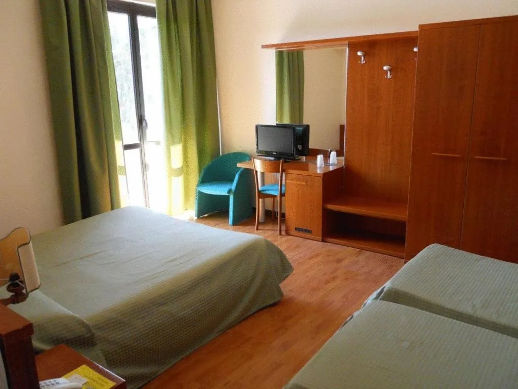 Triple Room in Hotel Traghetto
