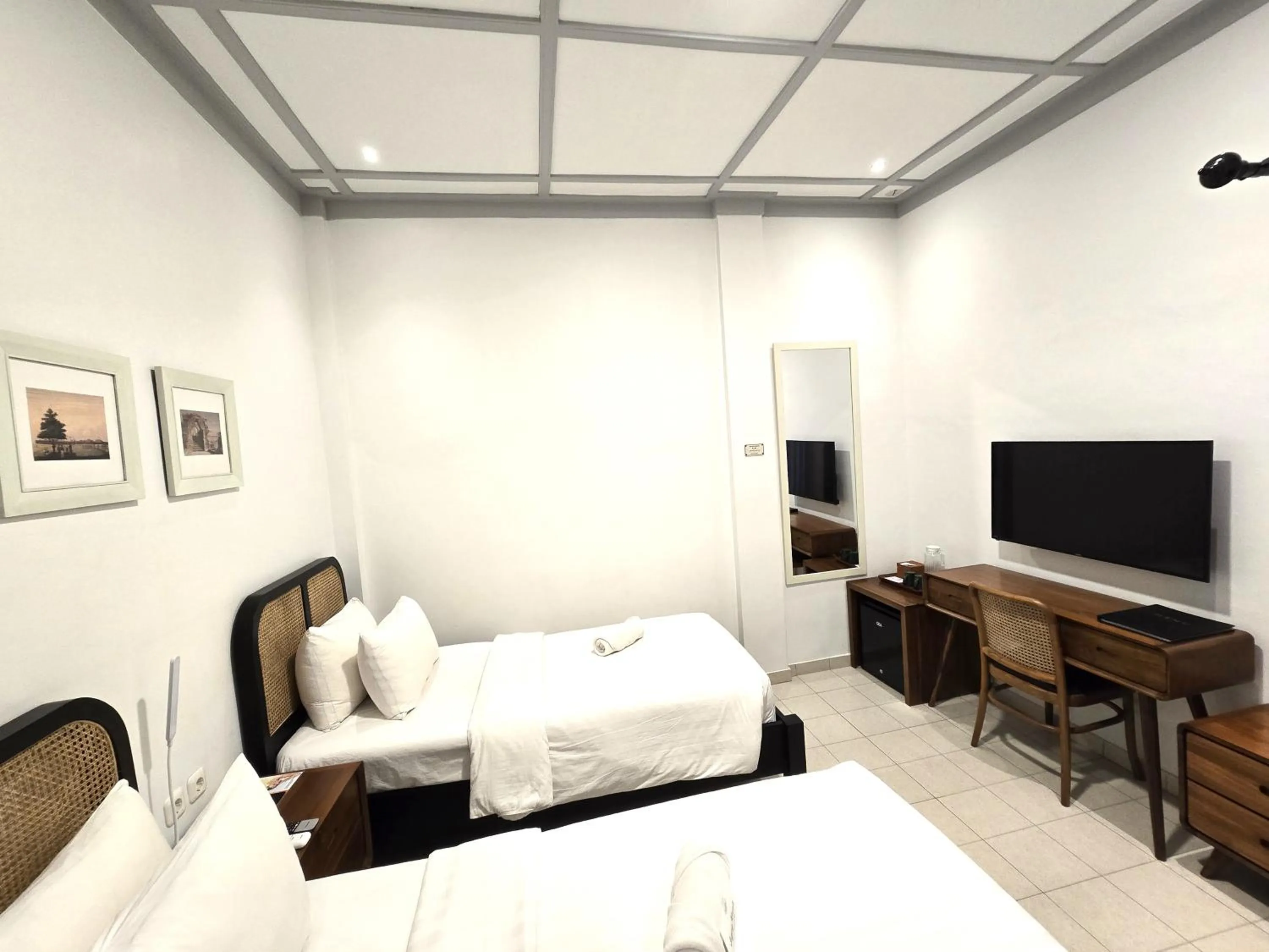 Superior Double Room in CERIA HOTEL at Alun Alun Yogyakarta