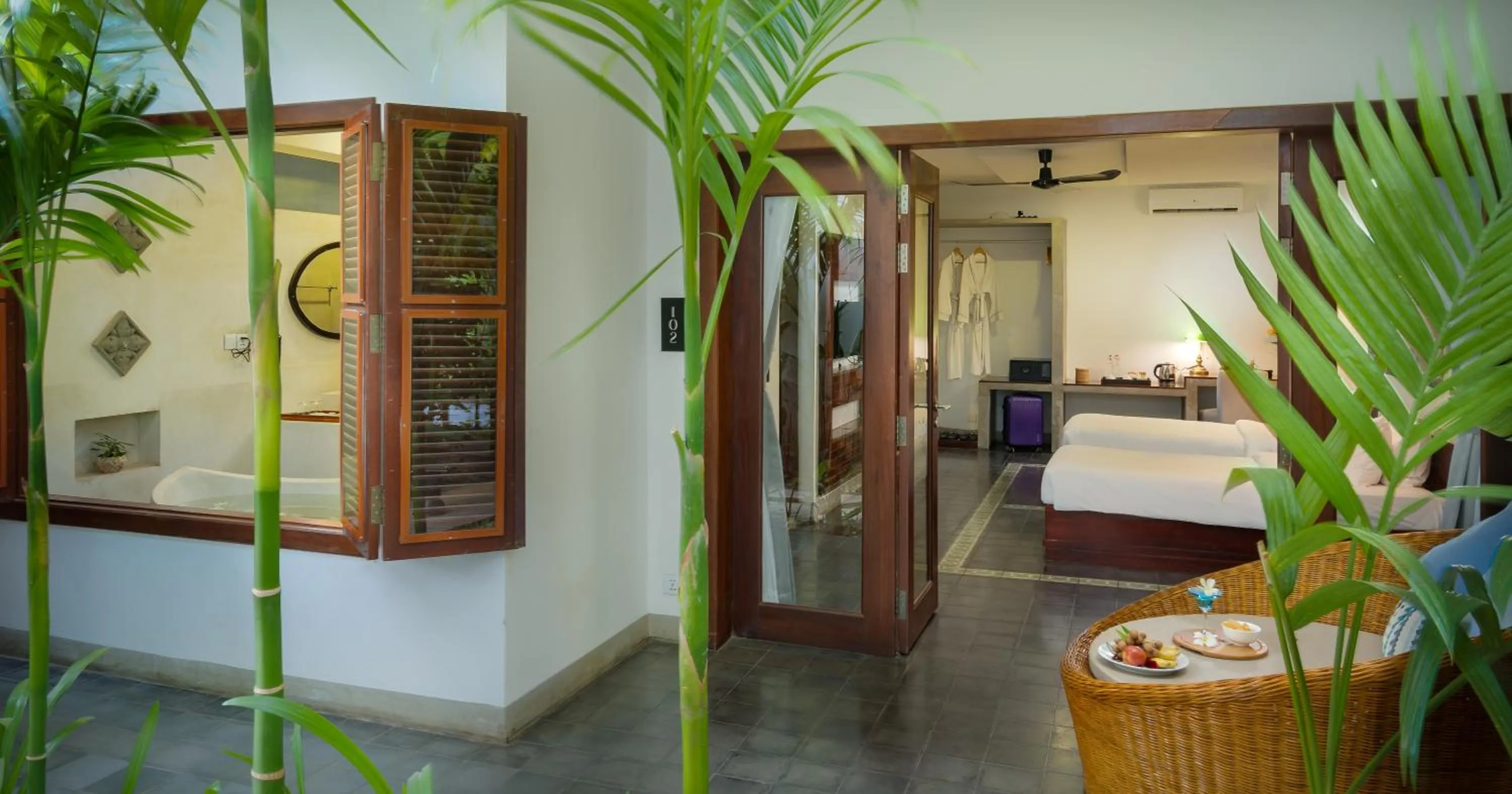 Premier Twin Garden View in Bopha Watbo Residence